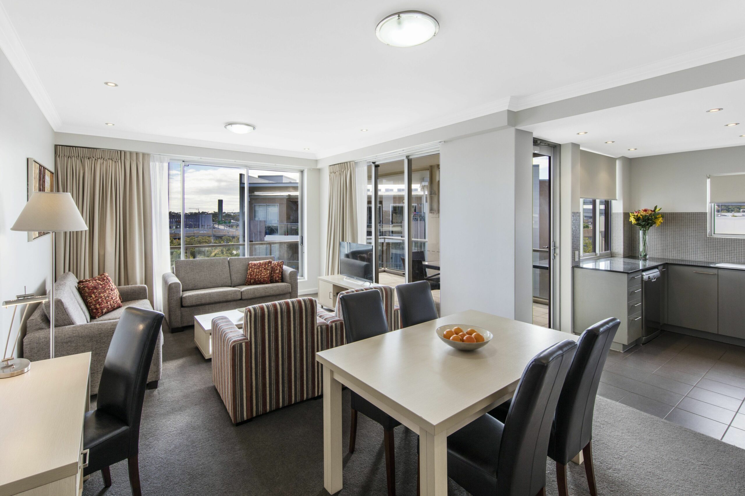 Oaks Brisbane Mews Suites