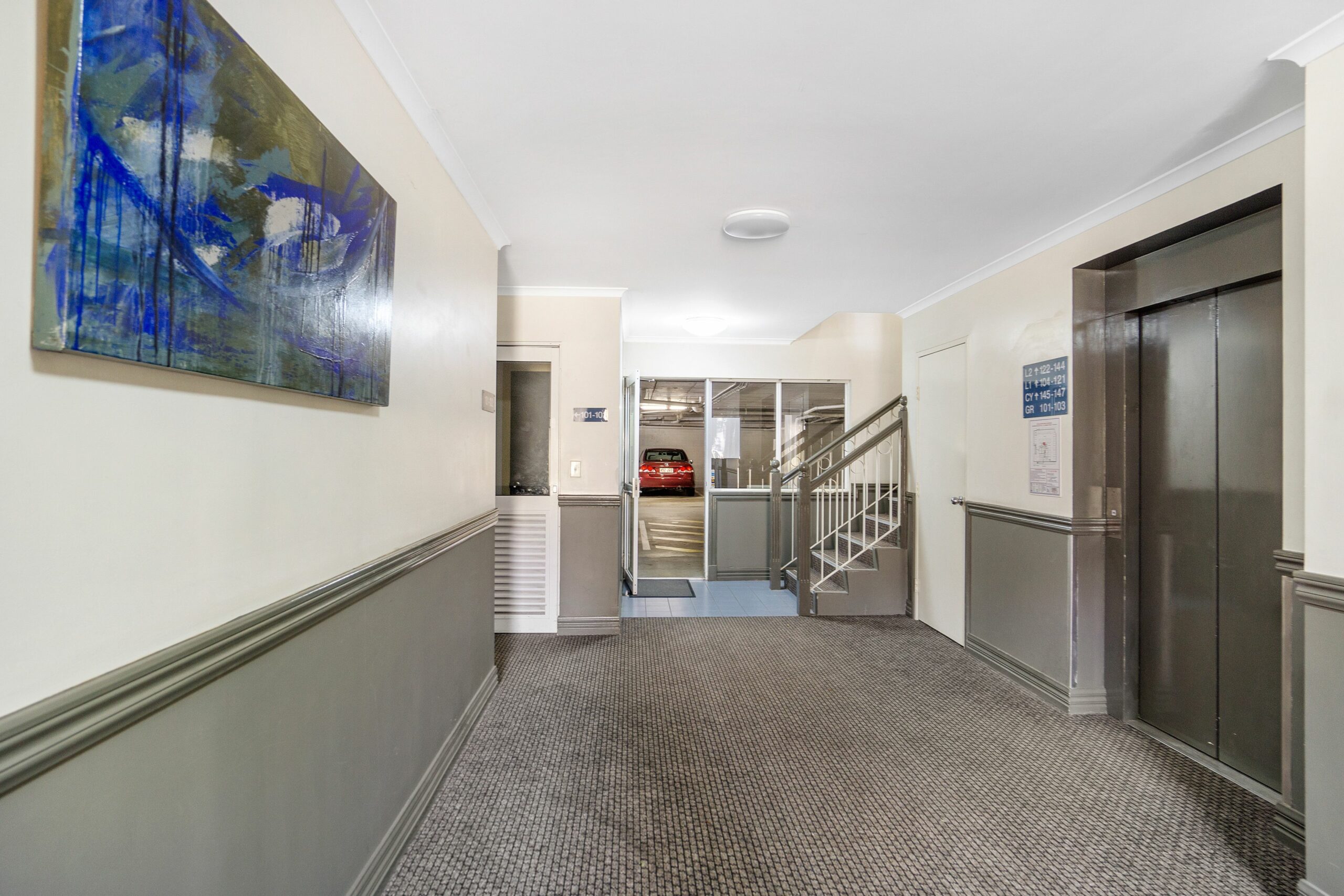 Toowong Inn & Suites