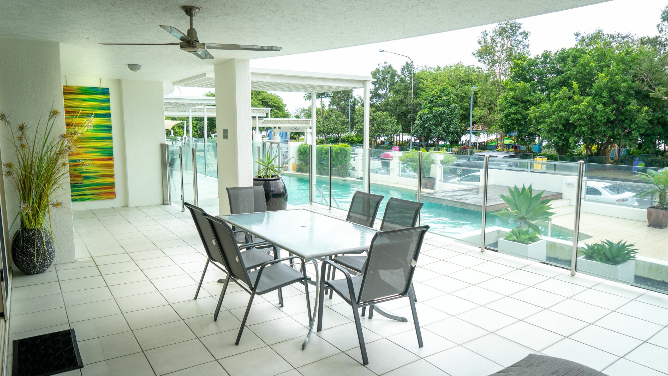 Waters Edge Apartments Cairns