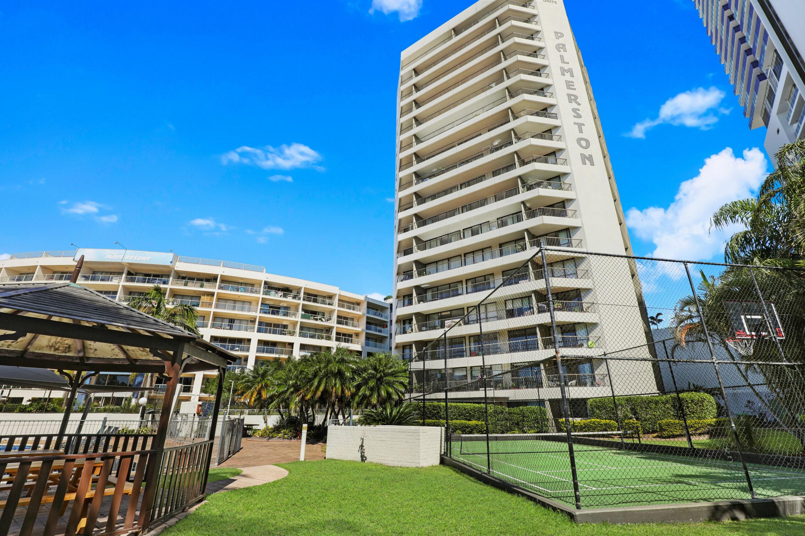 Palmerston Tower Holiday Apartments