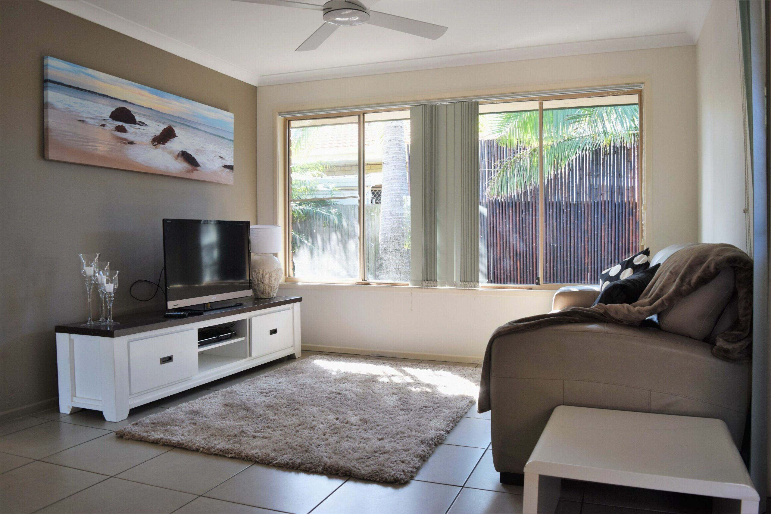 Spacious Pet Friendly Home With Private Pool 5mins From Mooloolaba Beach