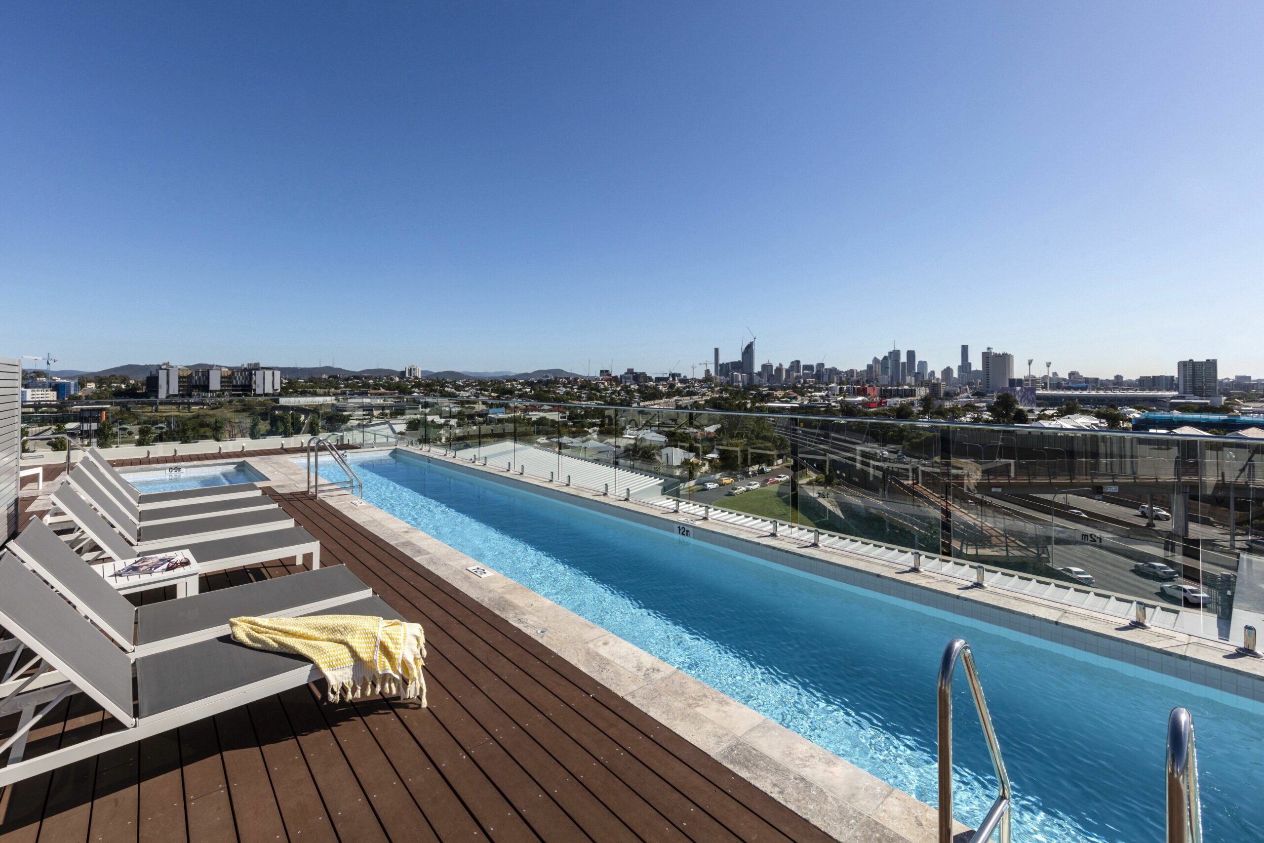 Oaks Brisbane Woolloongabba Suites