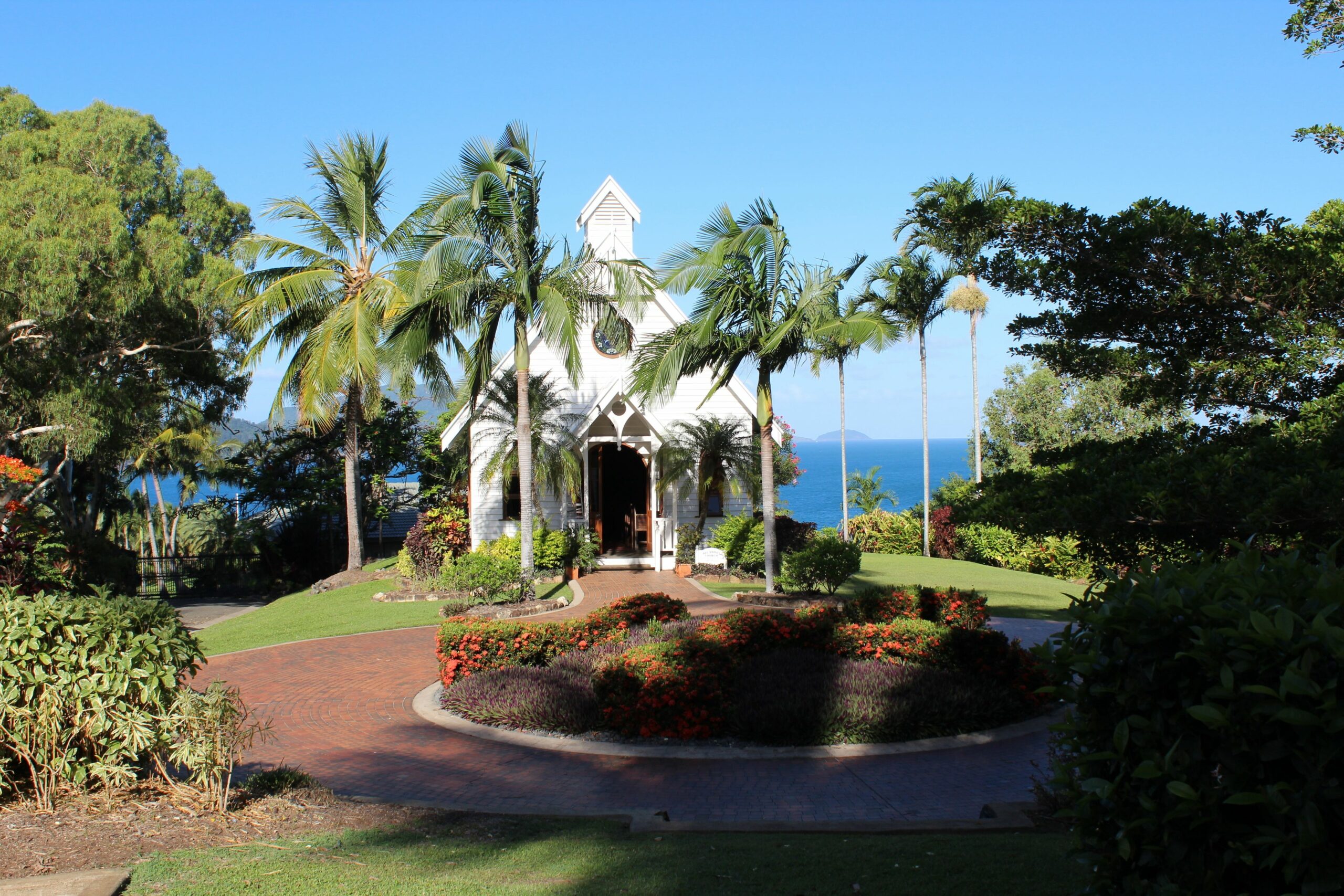 Oasis 25 Hamilton Island