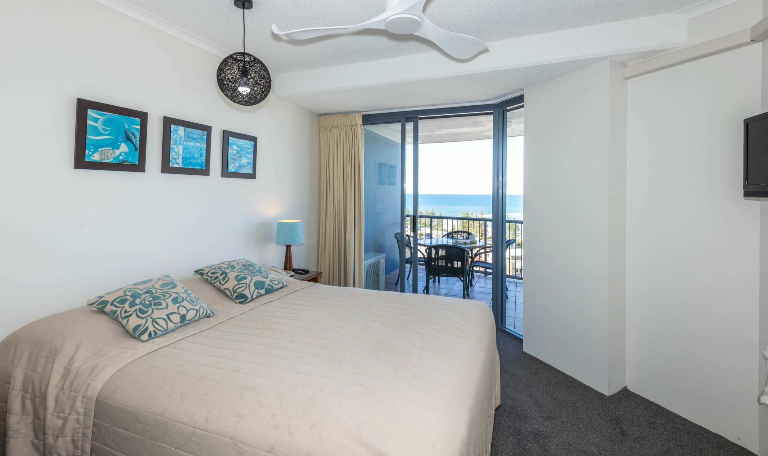 Centrepoint Holiday Apartments