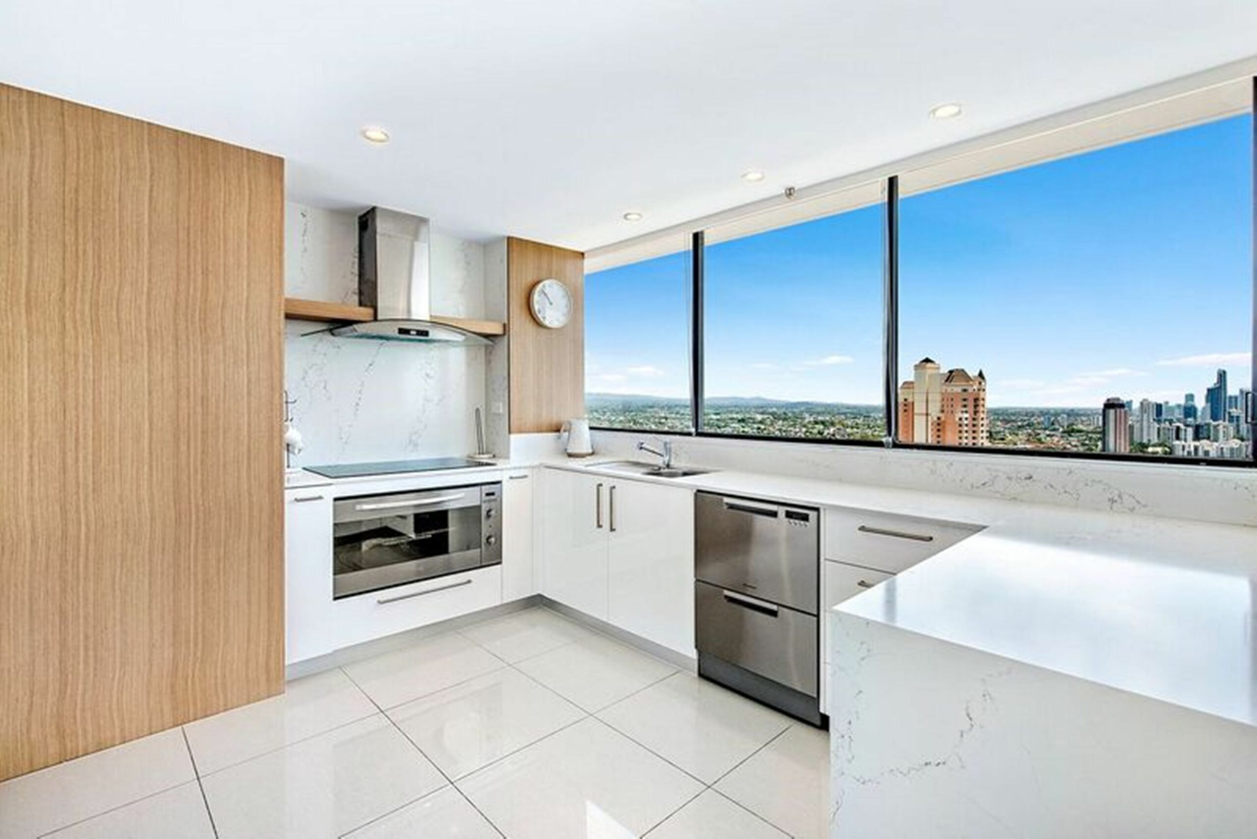 ULTIQA Beach Haven At Broadbeach