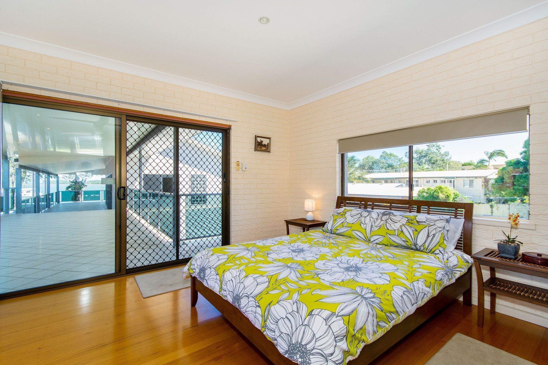 Magical Holiday Home - Welsby Pde, Bongaree