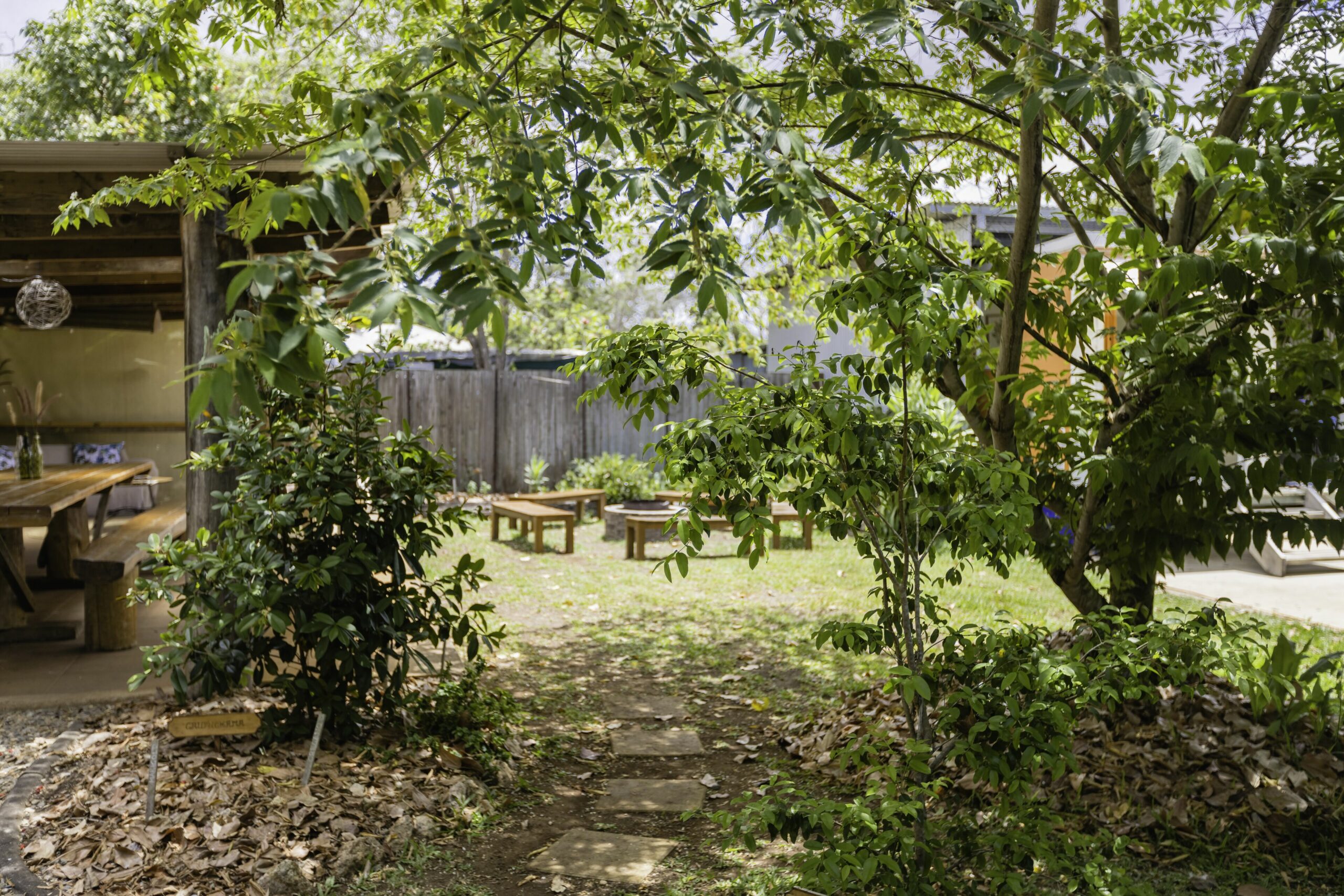 On The Wallaby Eco Lodge - Hostel