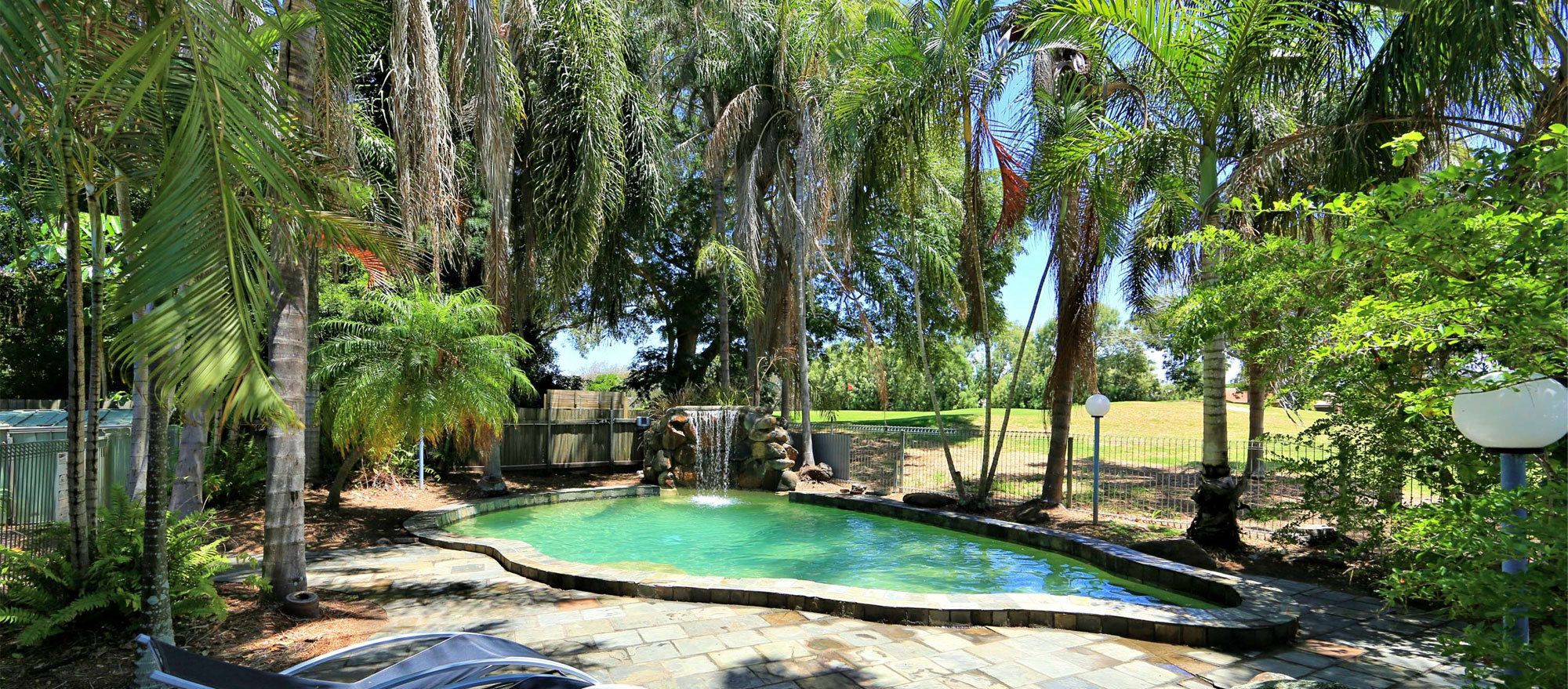 Bargara Gardens Motel & Holiday Villas