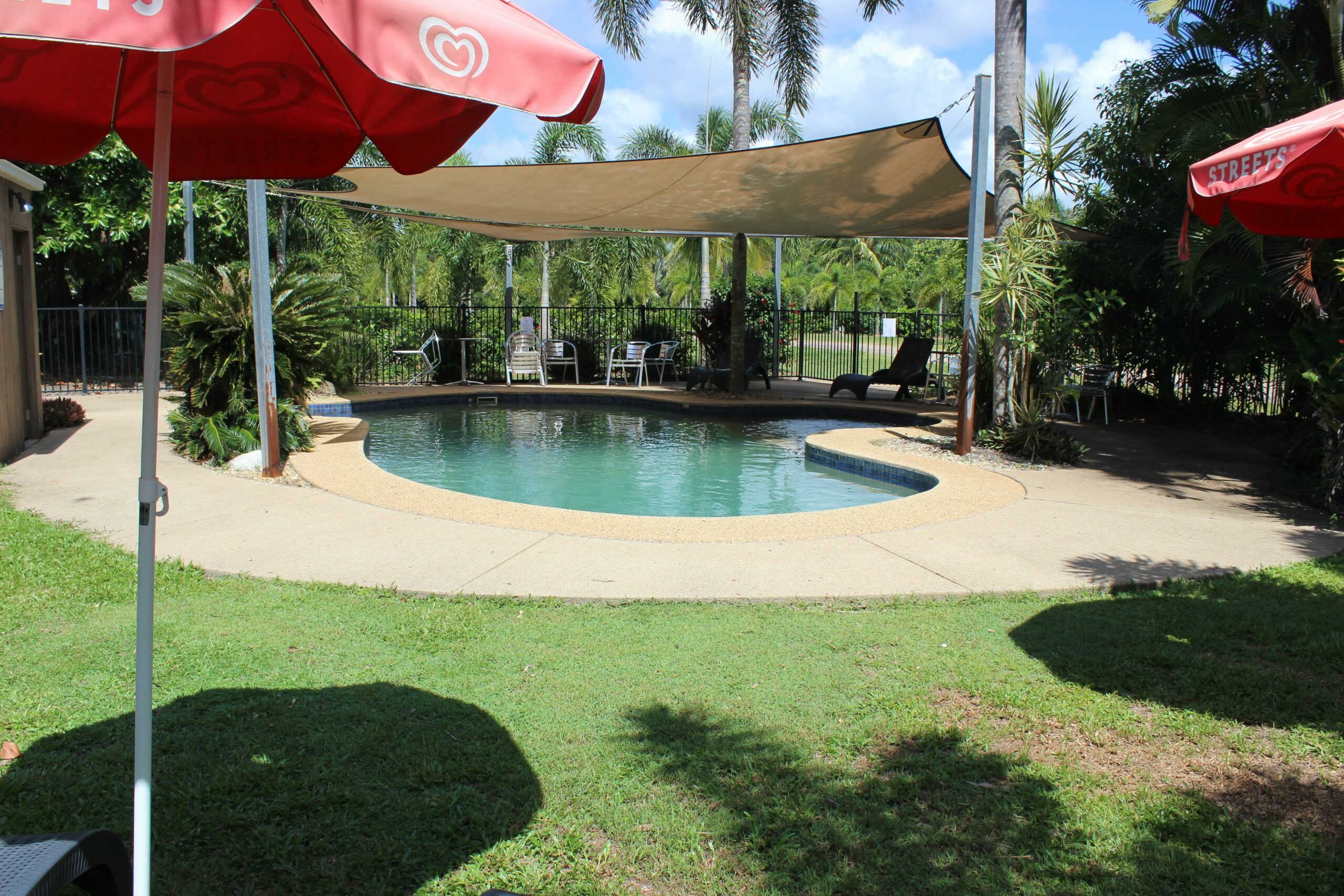 Dunk Island View Caravan Park