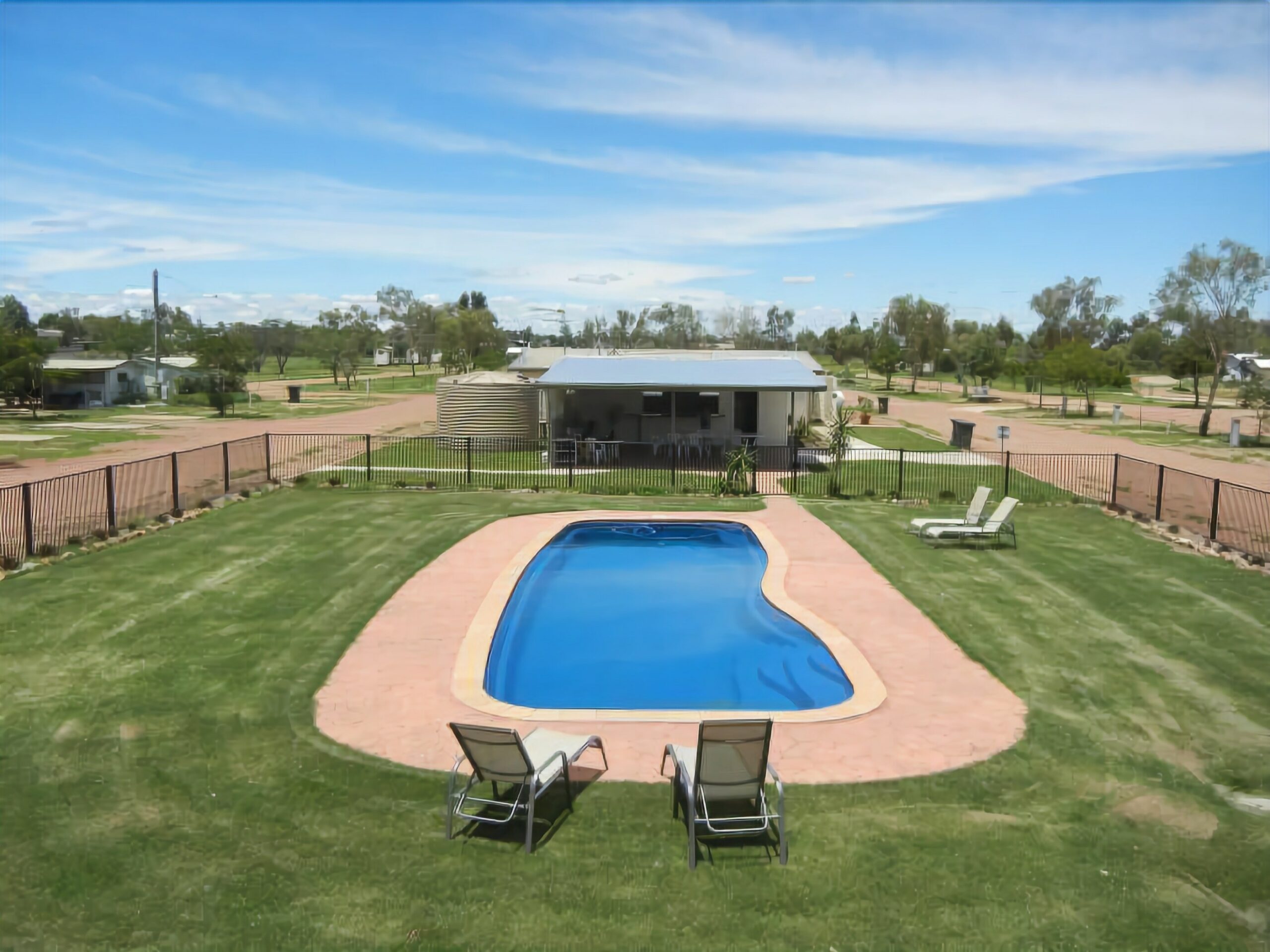 Longreach Tourist Park - Caravan Park