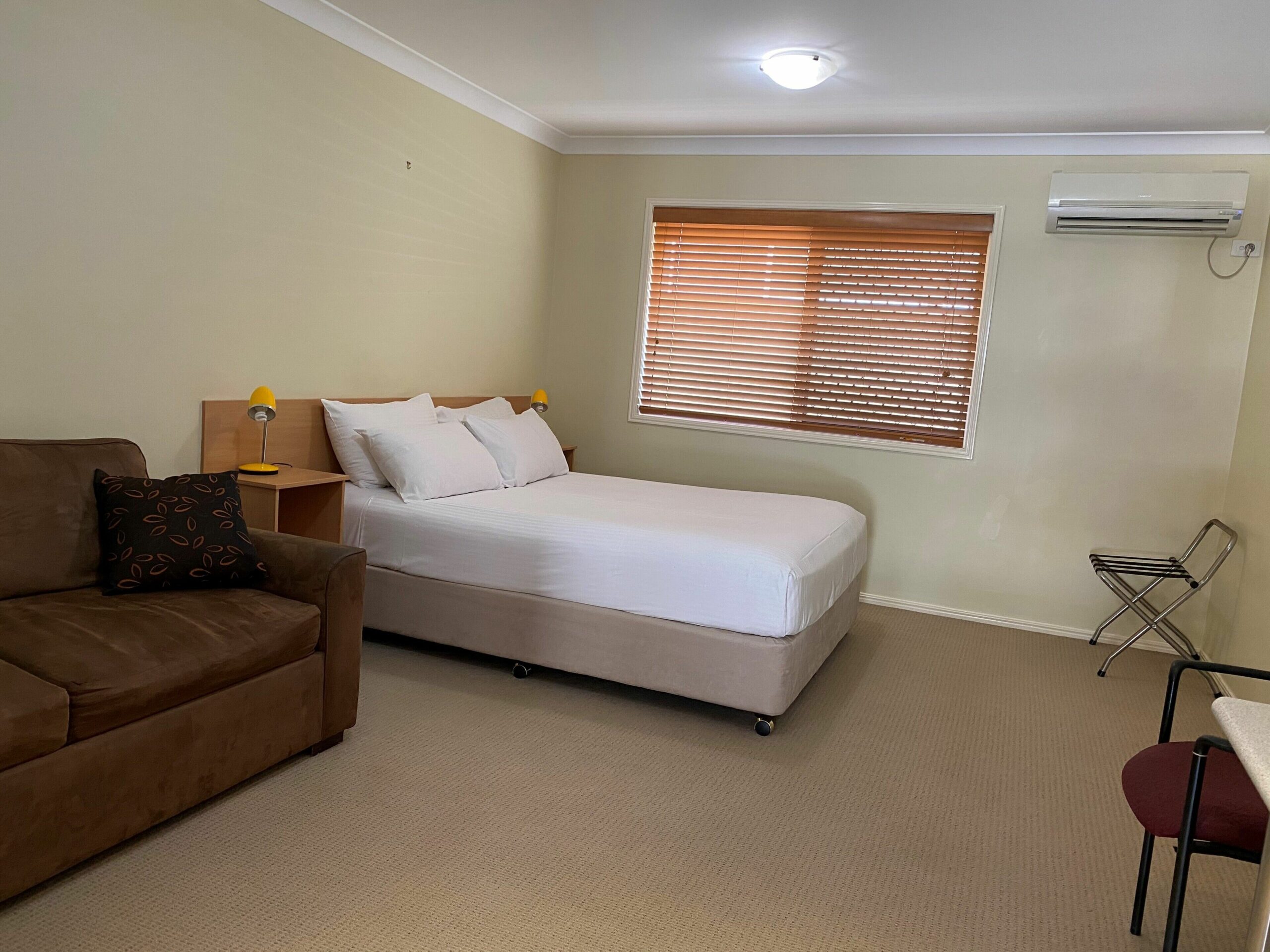 Country Roads Motor Inn Gayndah Qld