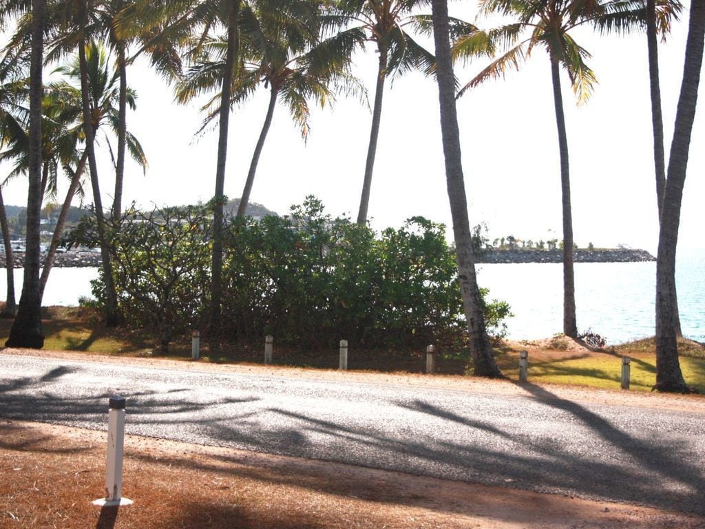 Beachside Palms Unit 1