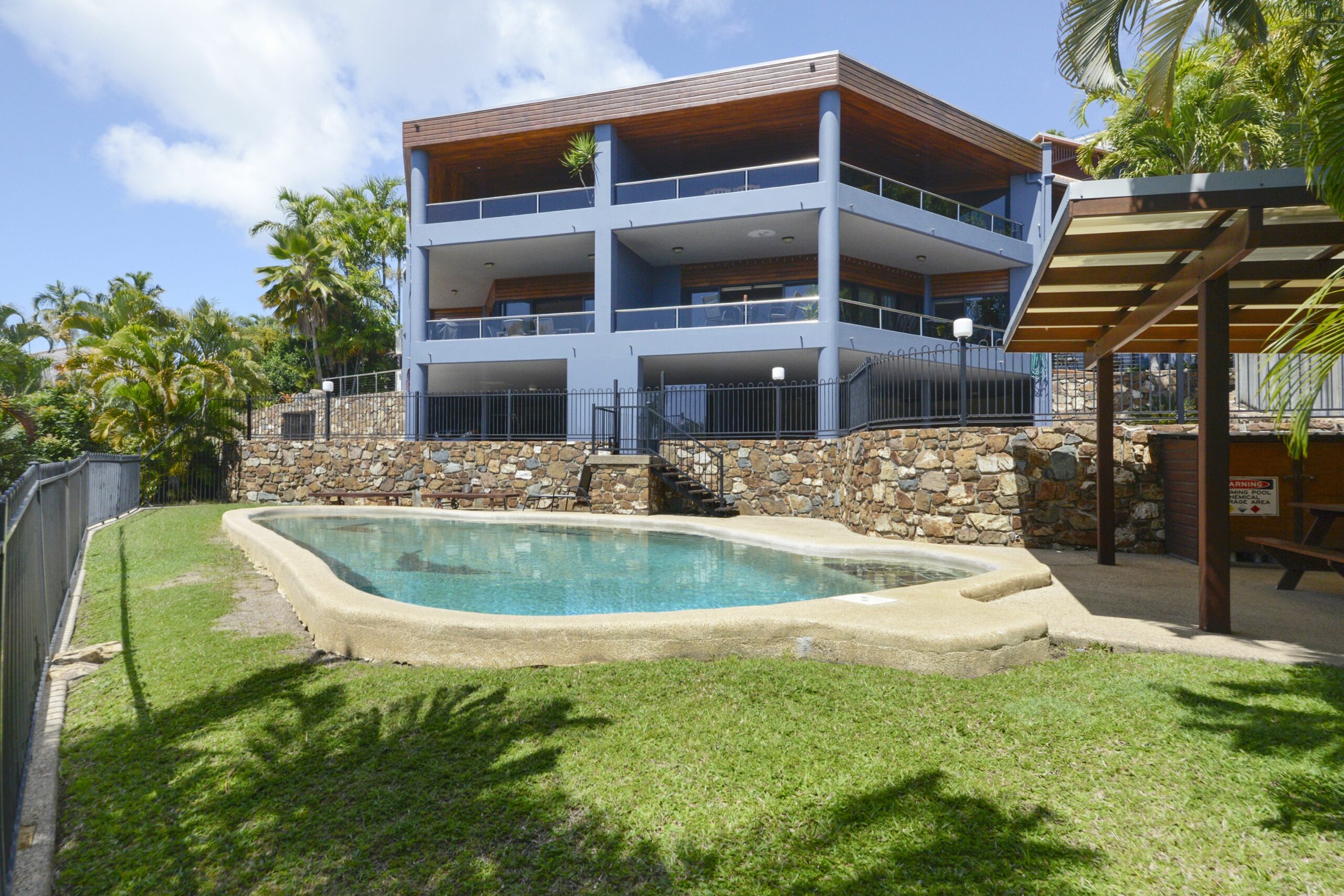 Airlie Harbour 3 Bedroom Apartment