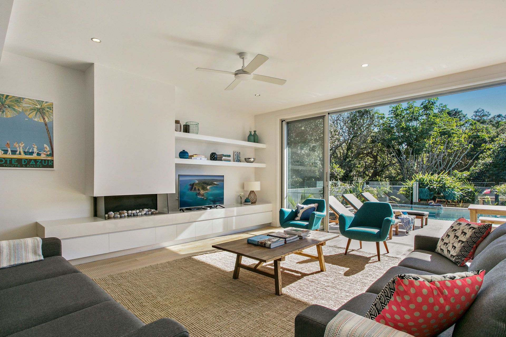 Stonecutters 1 - Byron central stylish home