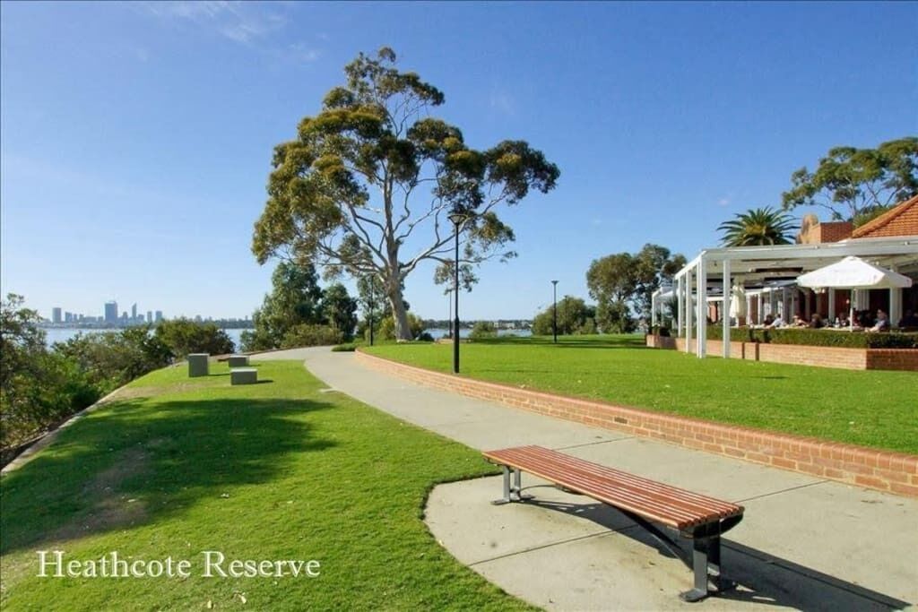 Generous Riverside Living4br Swan Riverheathcote Parknetflix