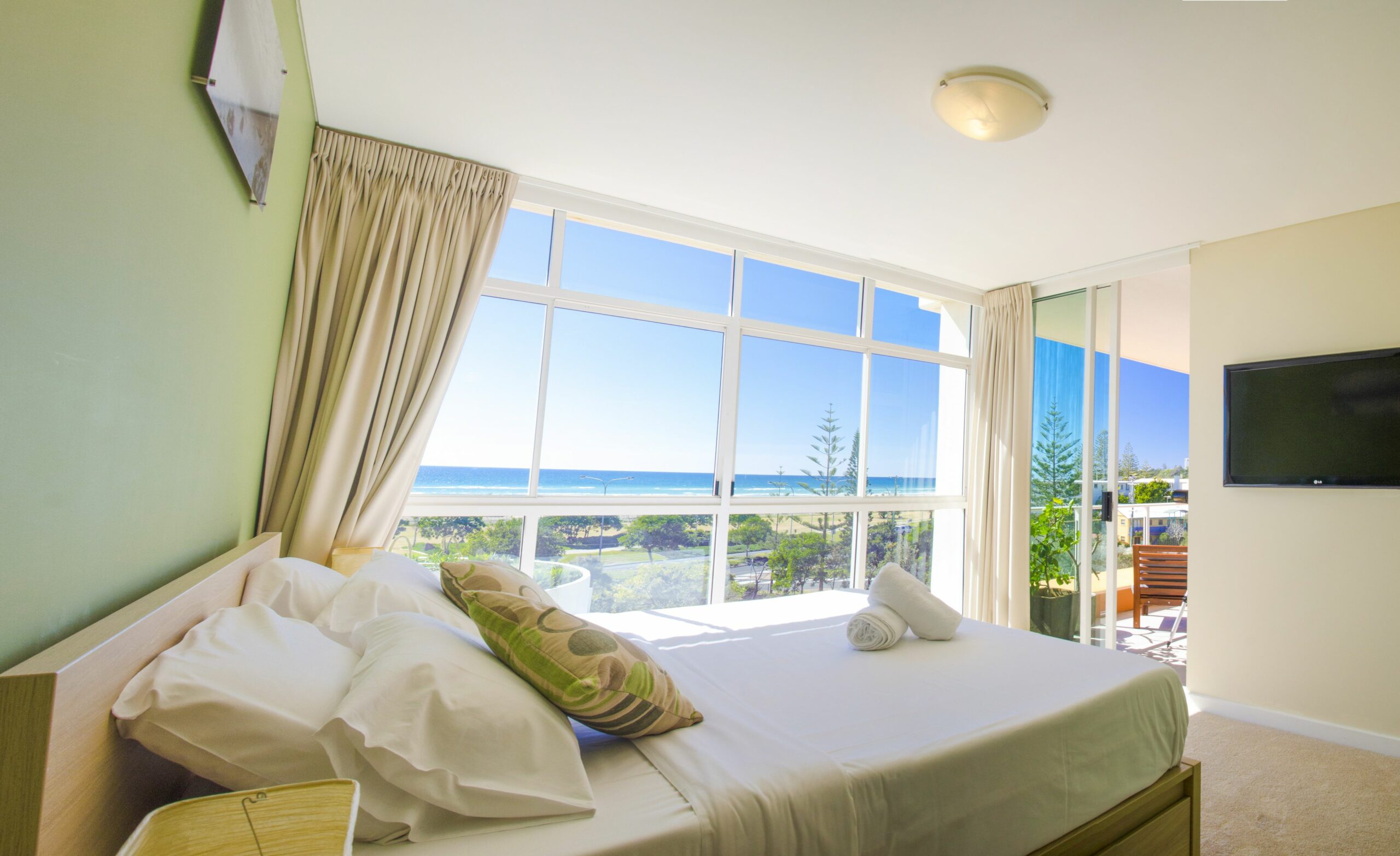 Kirra Surf Apartments