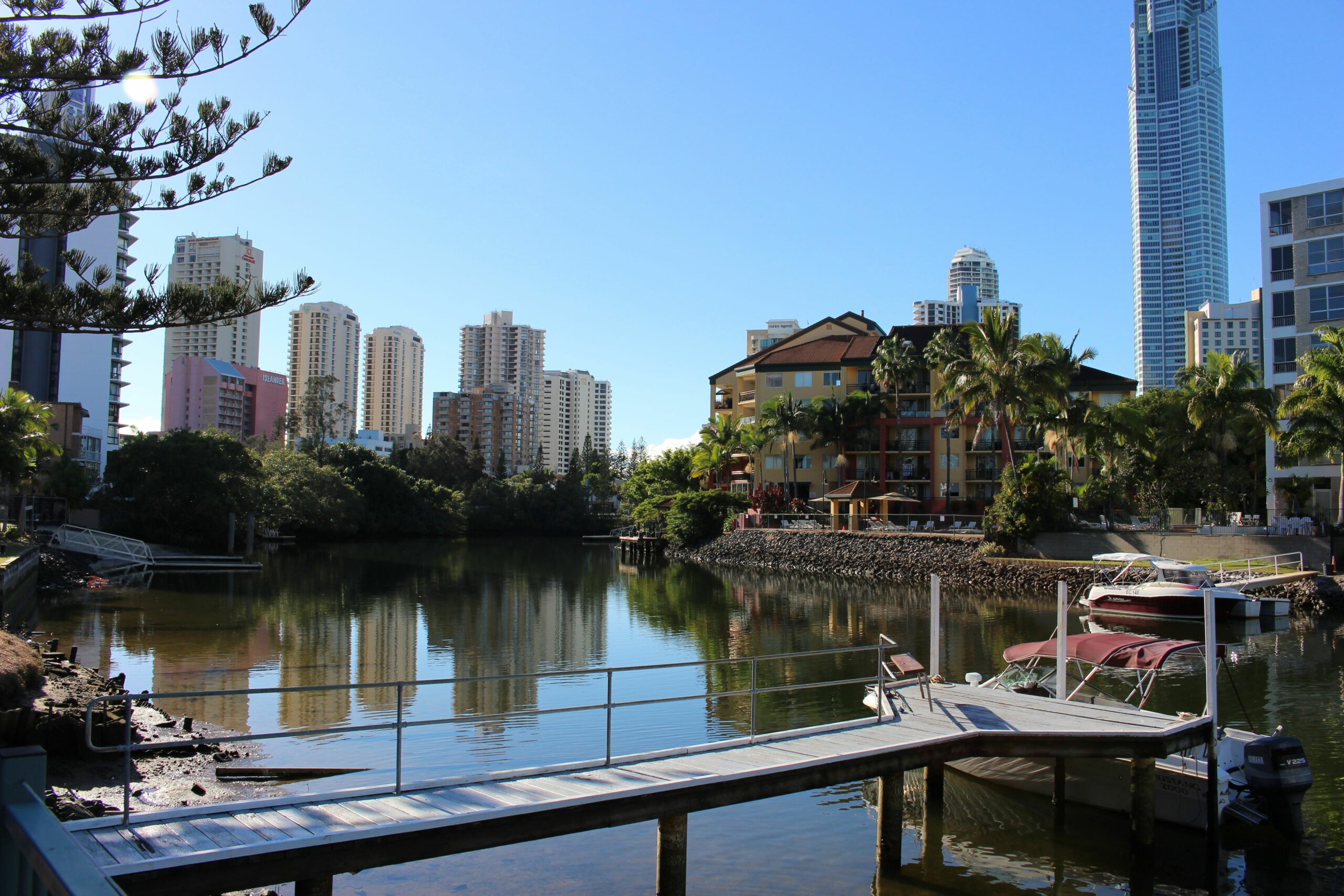 Surfers Riverside Apartments