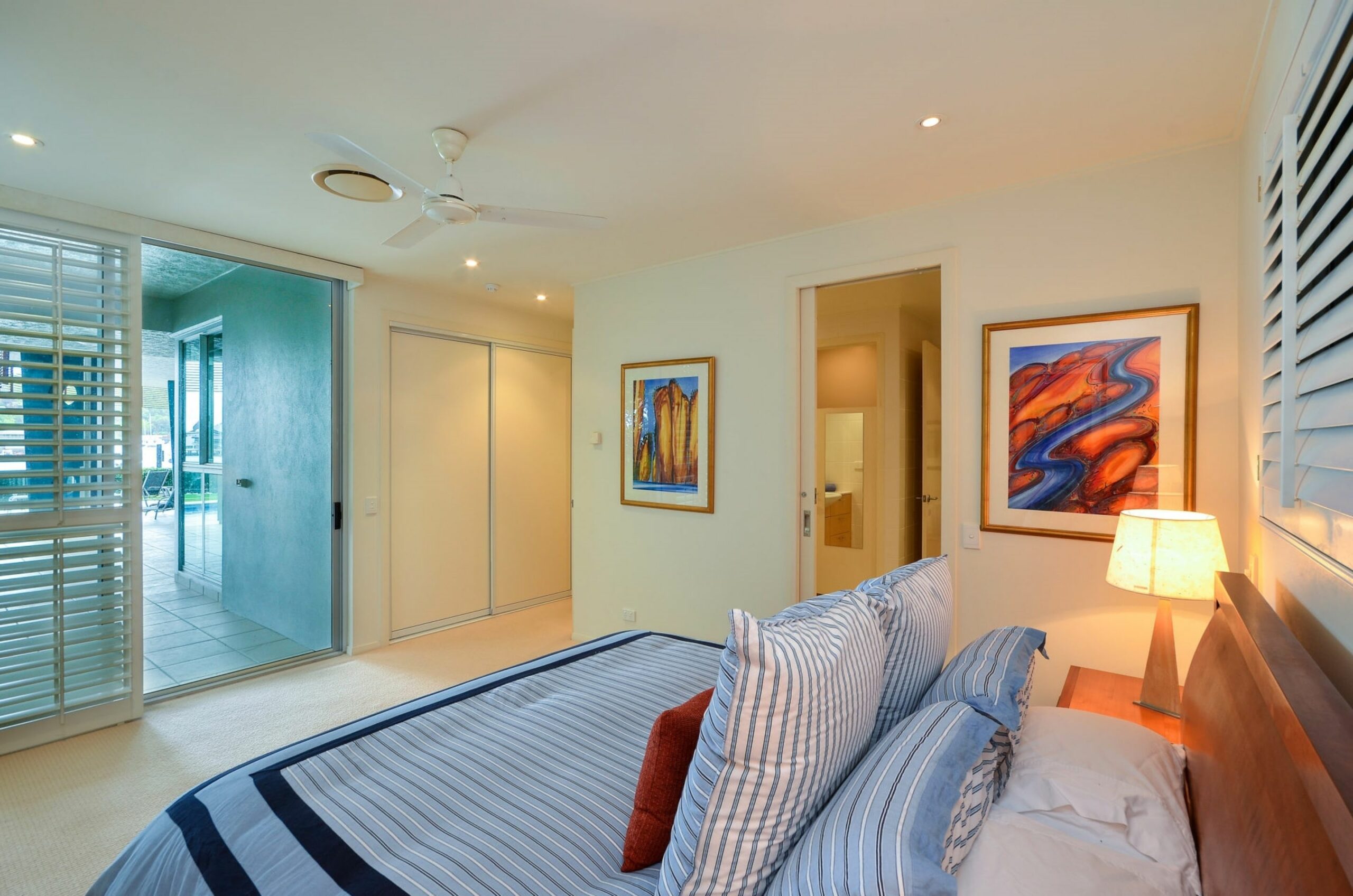 Pavilion 17 Oceanfront Ground Floor 4 Bedroom Heated Pool Plus Golf Buggy