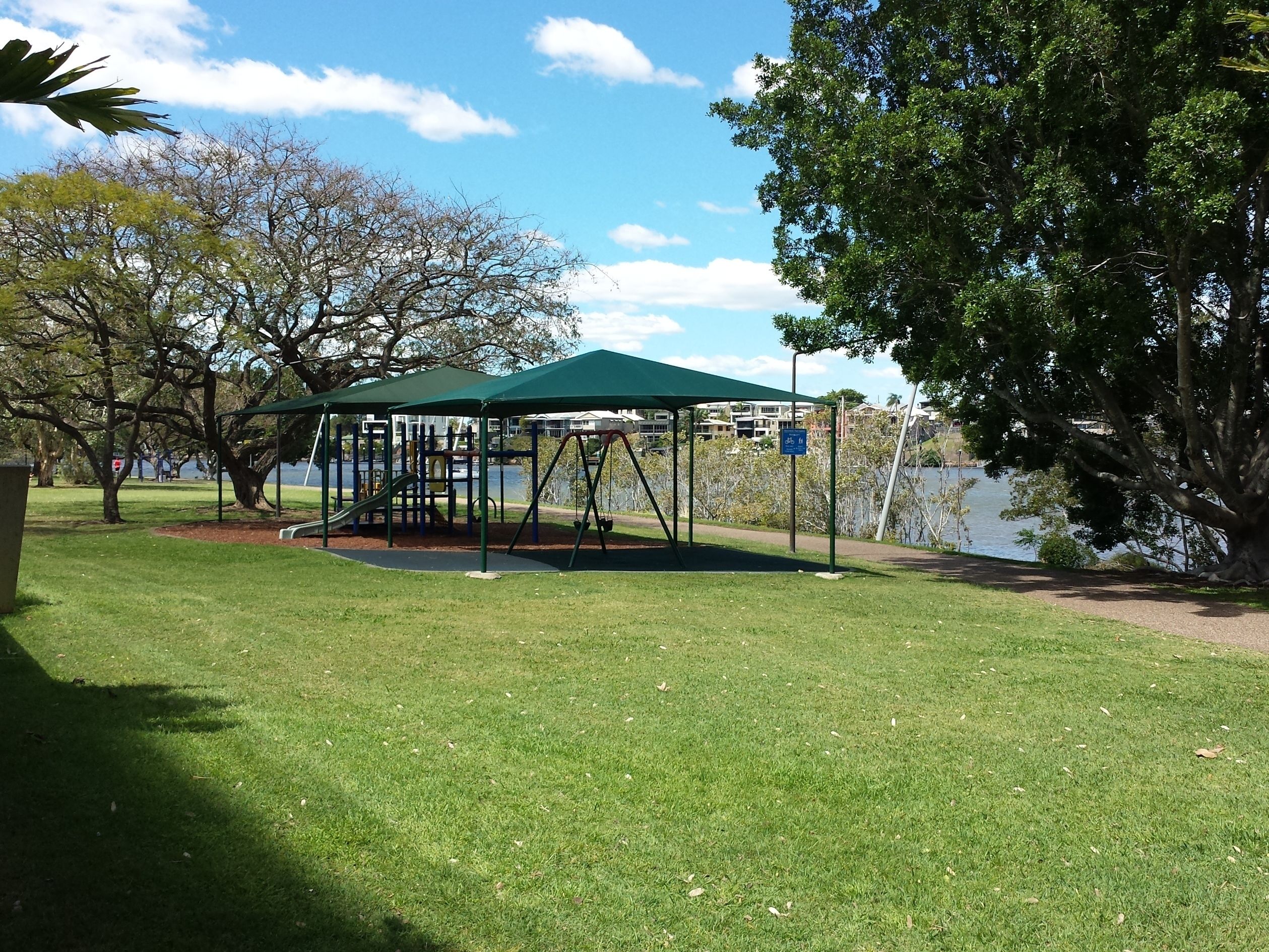 Kirribilli Riverfront Apartments