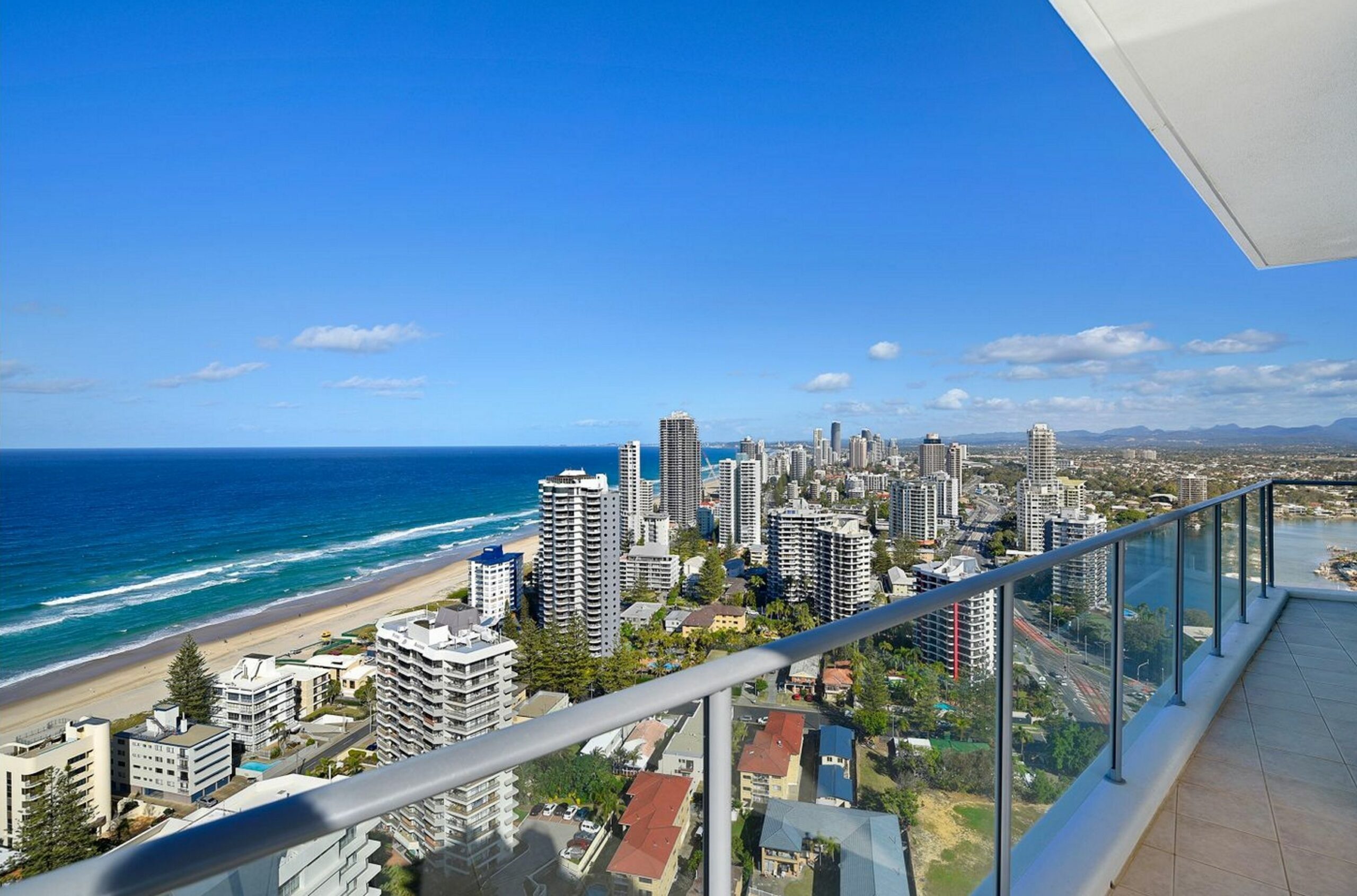 Artique Surfers Paradise