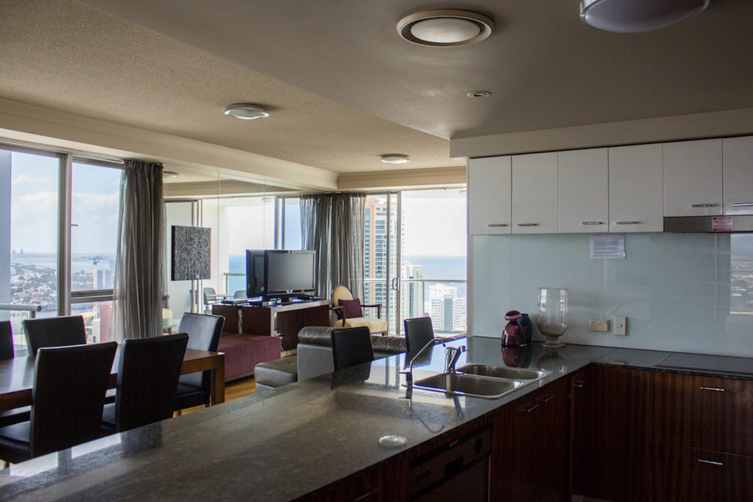 Chevron Renaissance Private Apartments