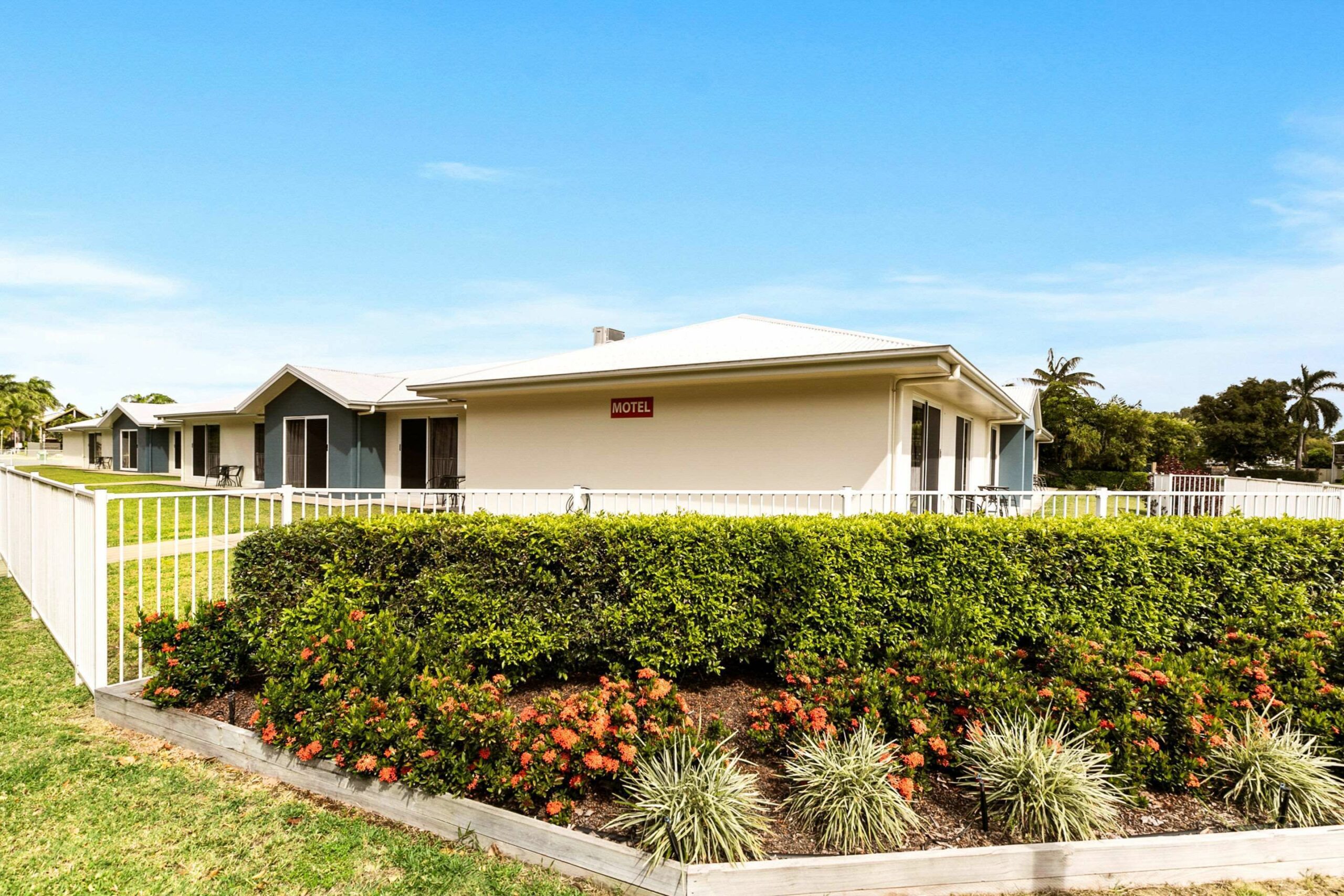 Econo Lodge Beachside