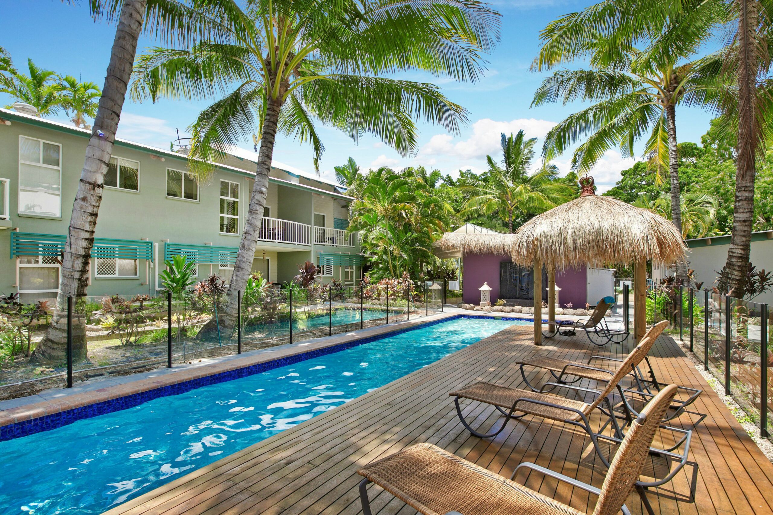 Marlin Cove Resort, Private Apartment