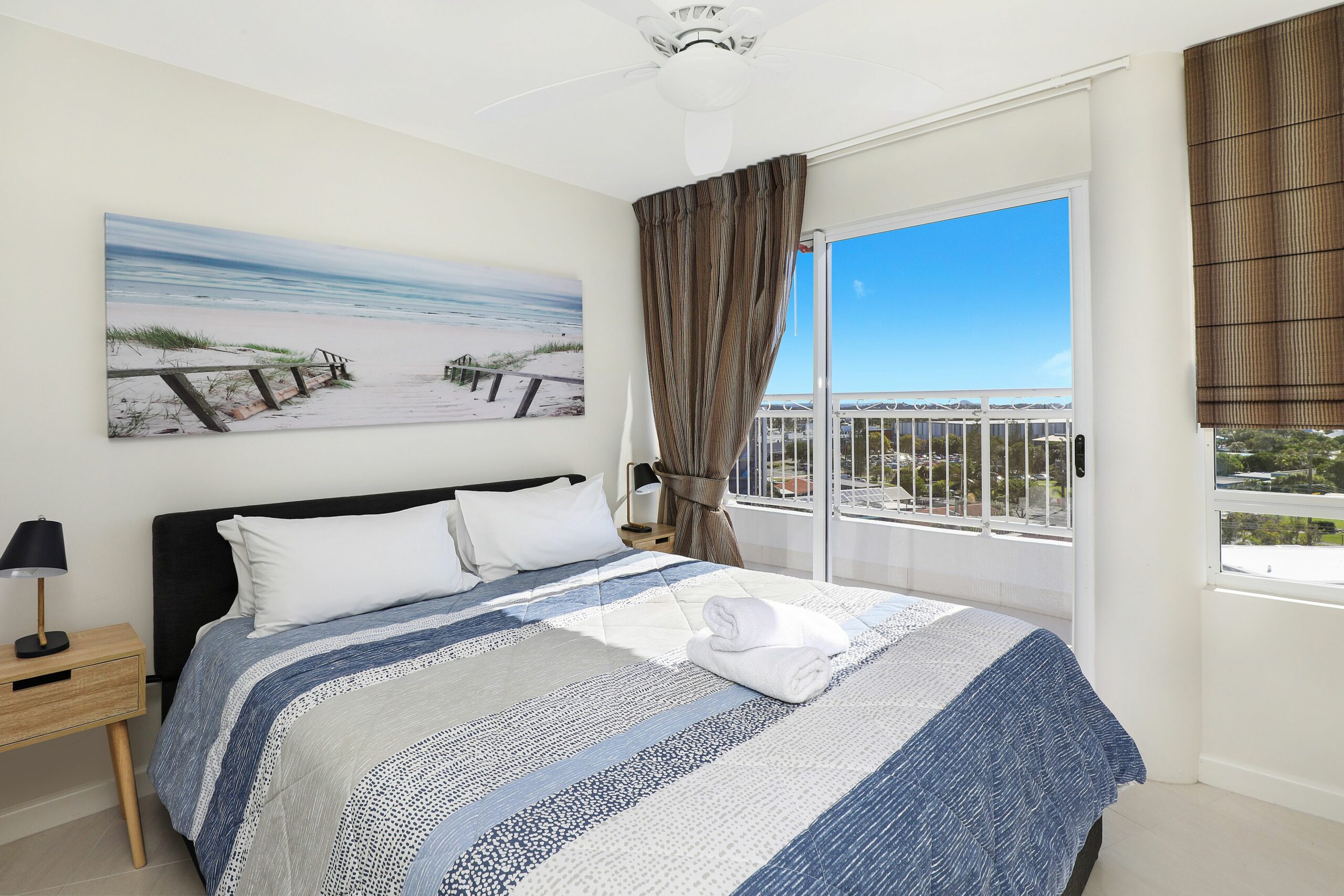 Beachside Resort - Kawana Waters