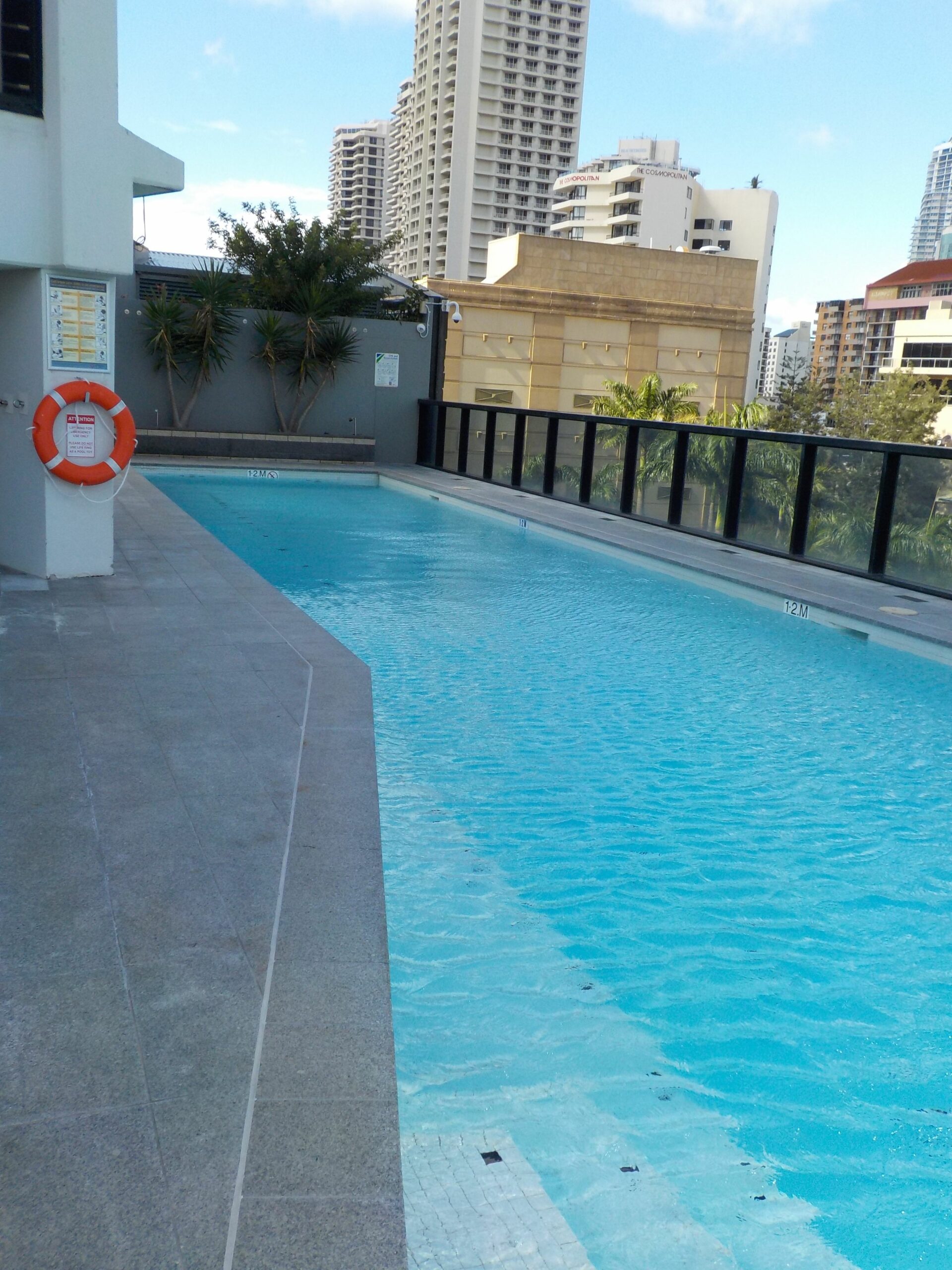 Circle on Cavill - HR Surfers Paradise