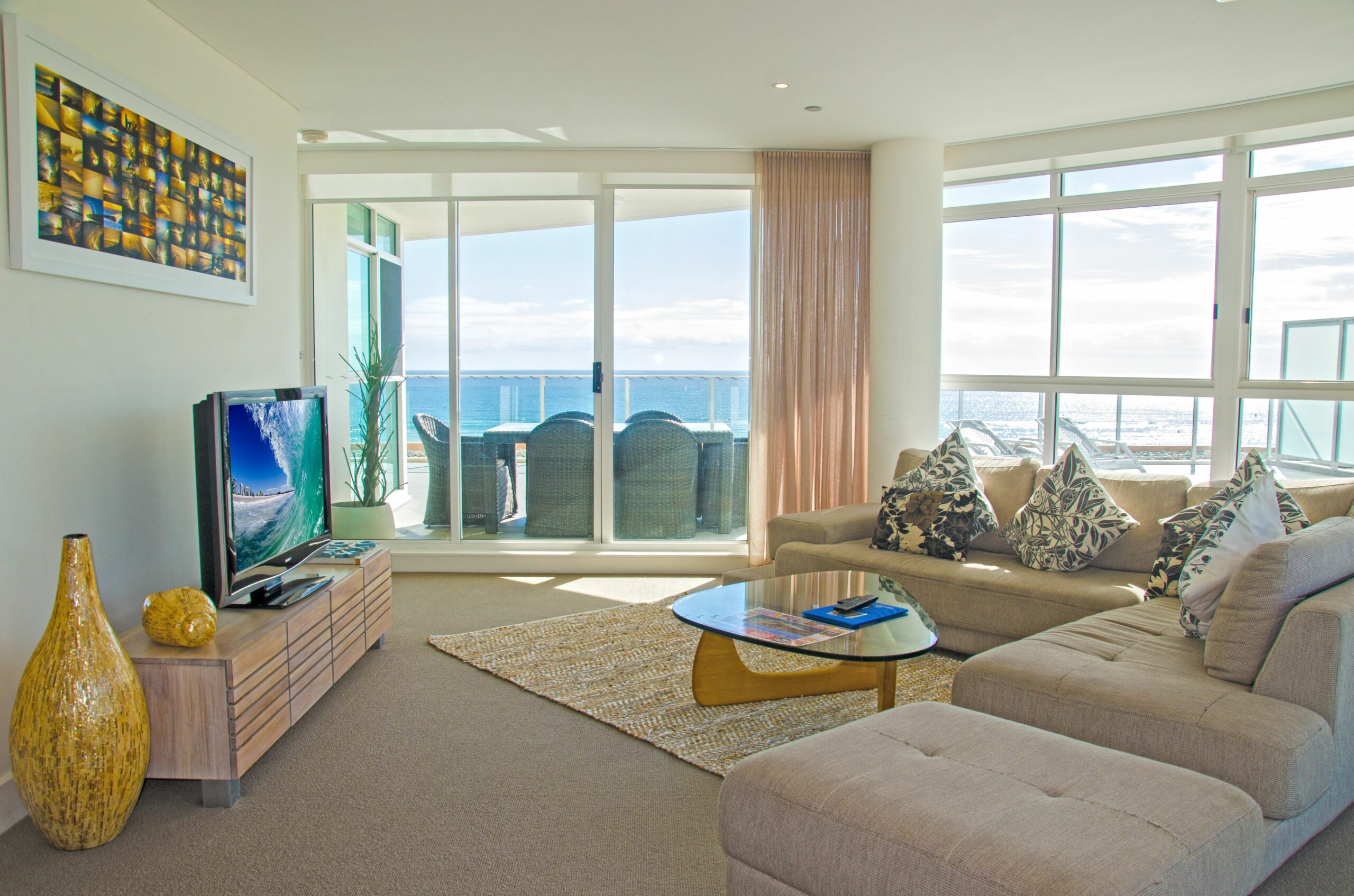 Kirra Surf Apartments