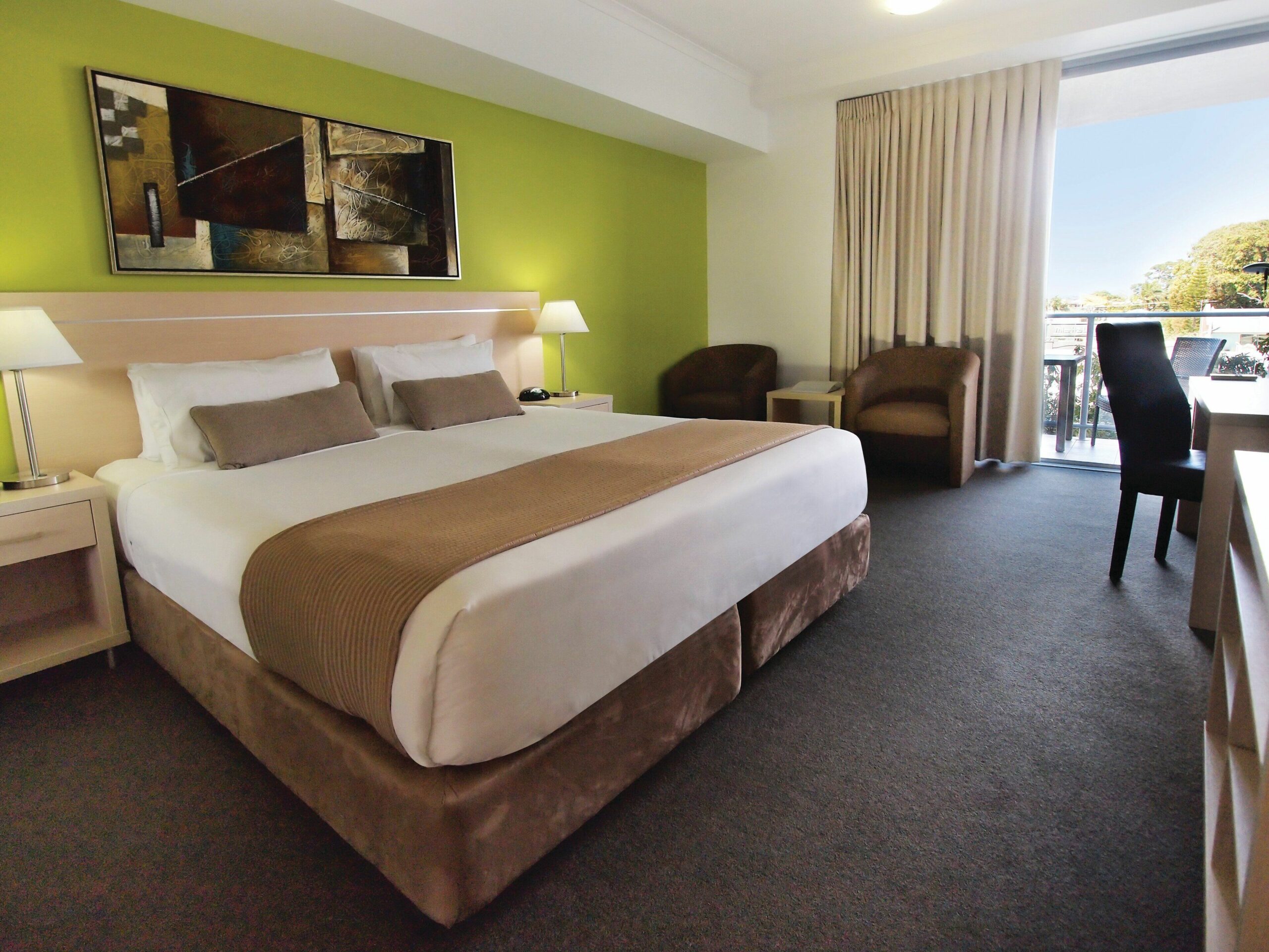 Oaks Townsville Gateway Suites