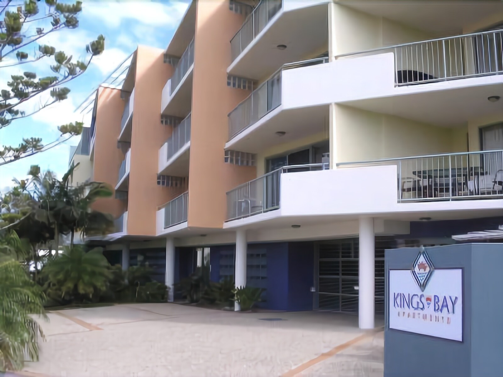 Kings Bay Apartments