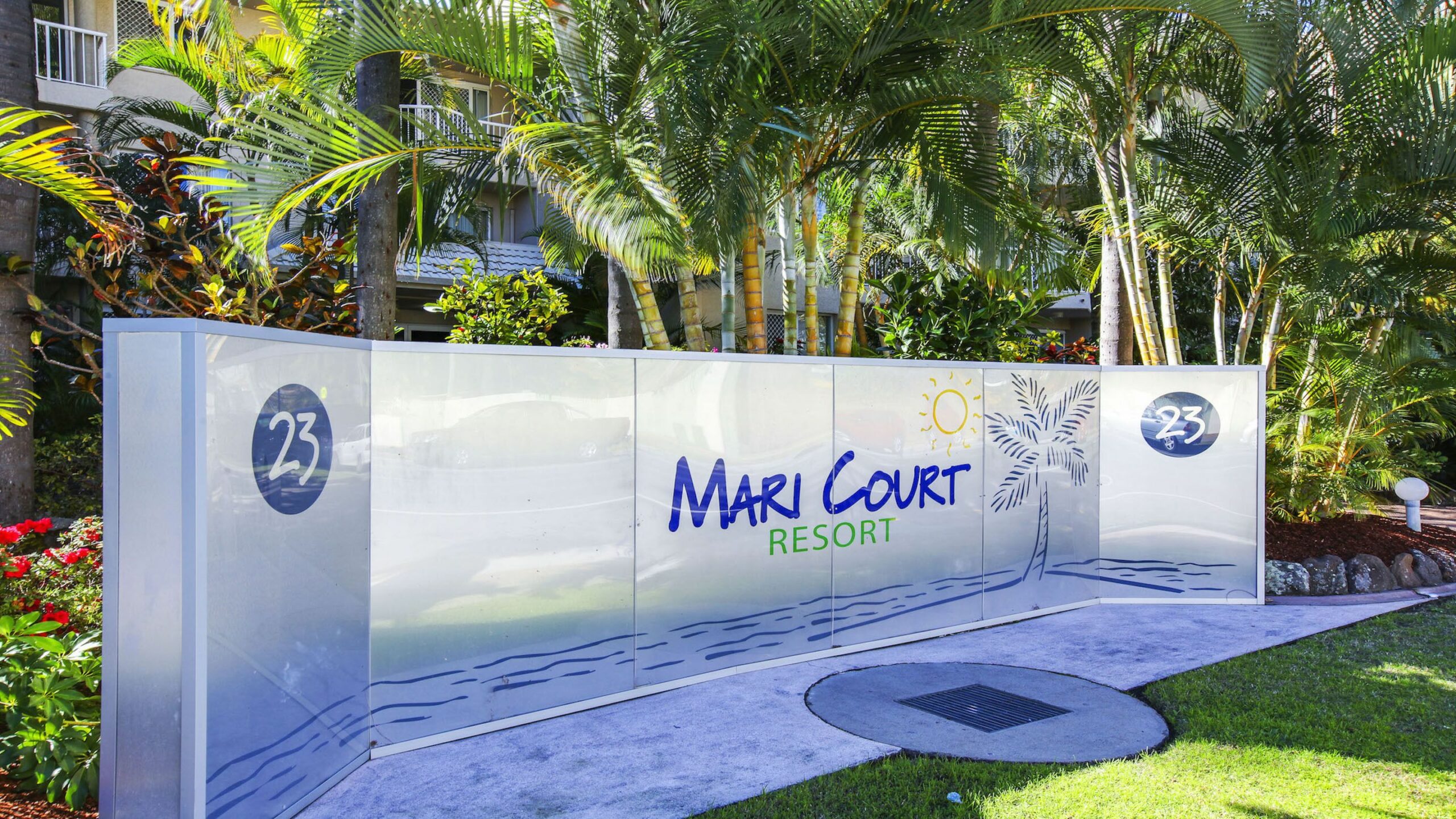 Mari Court Resort