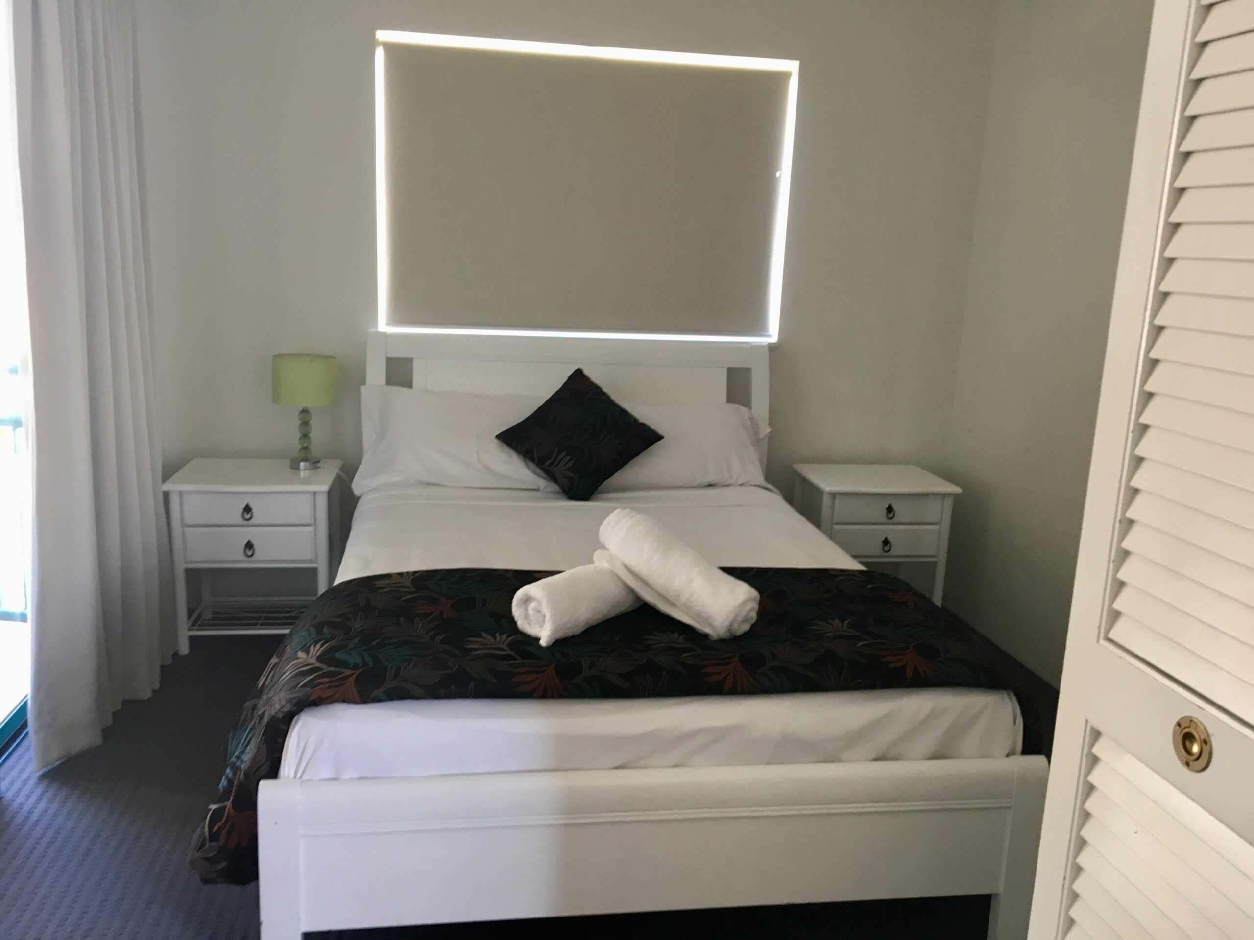 Broadbeach Private Apt with CHA