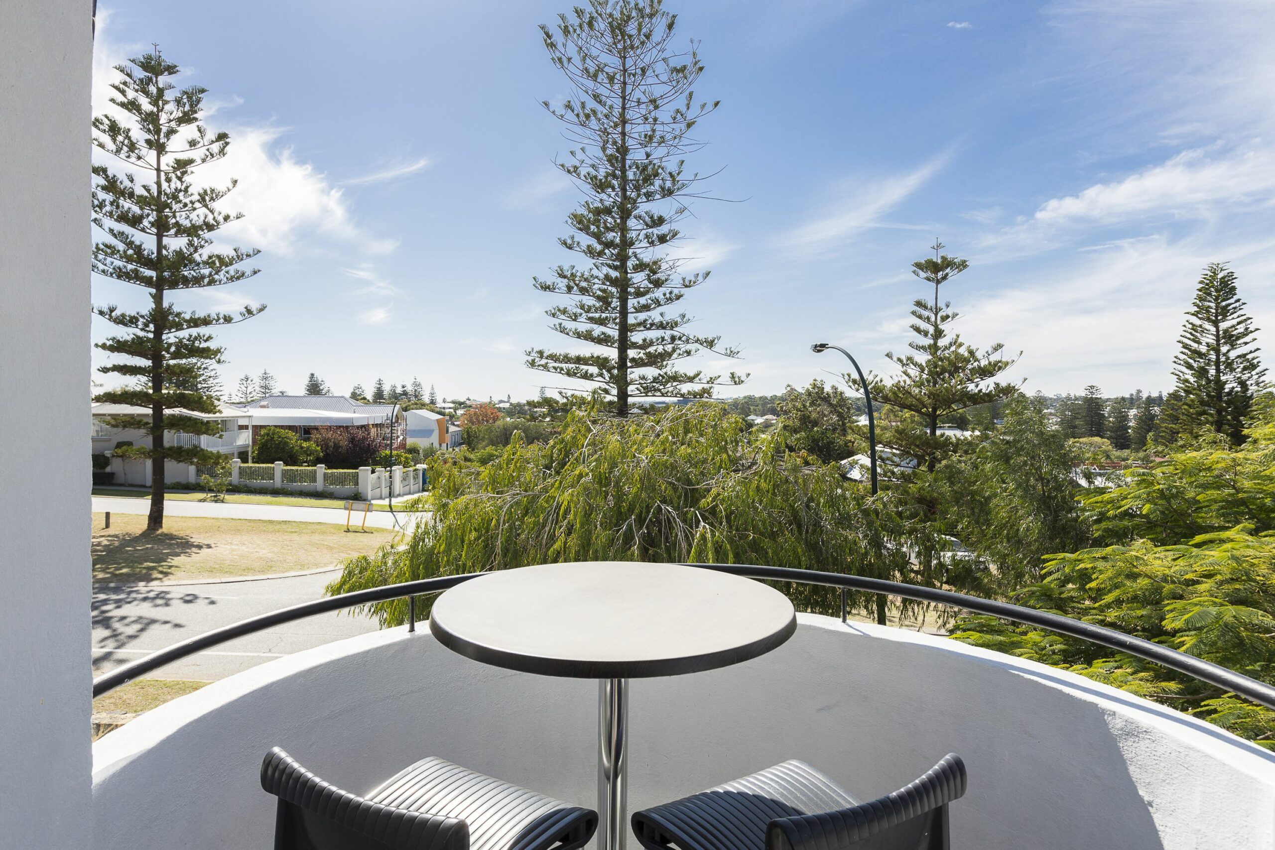 Cottesloe Beach Deluxe Apartment