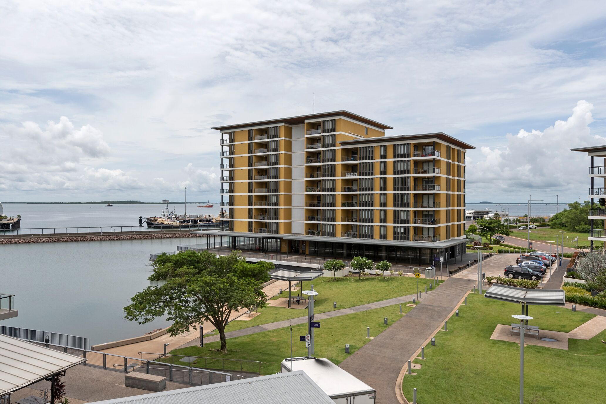 Darwin Waterfront Luxury Suites