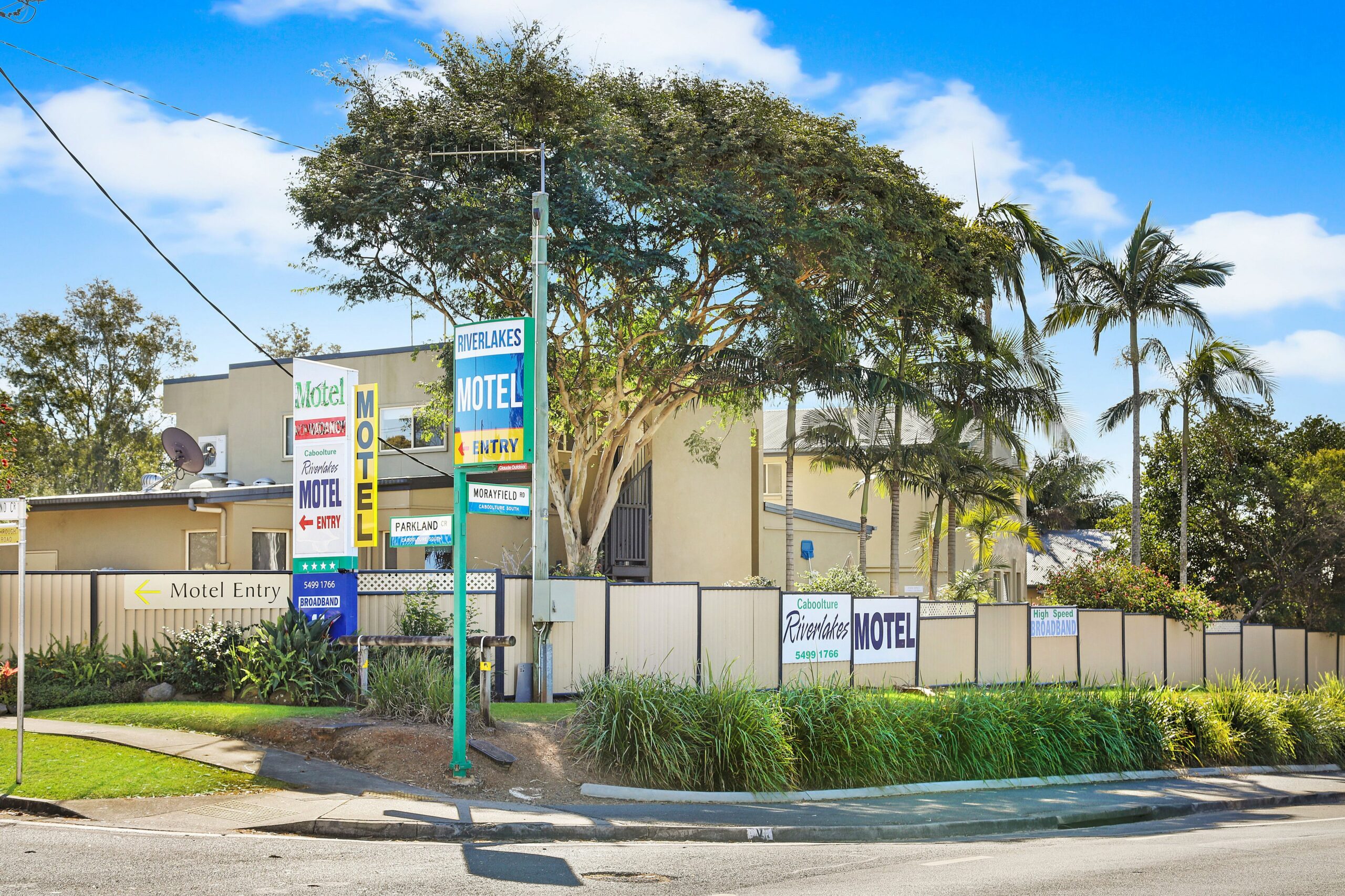 Caboolture Riverlakes Motel