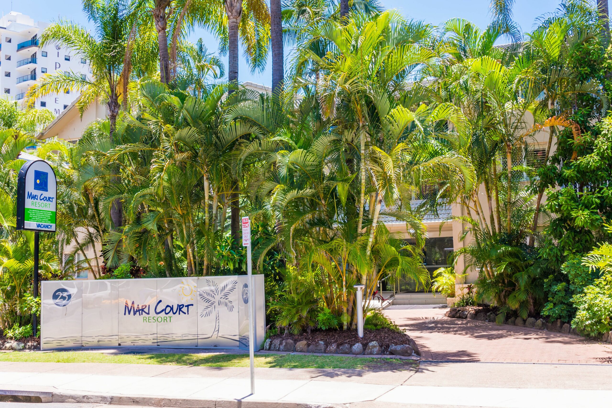 Mari Court Resort