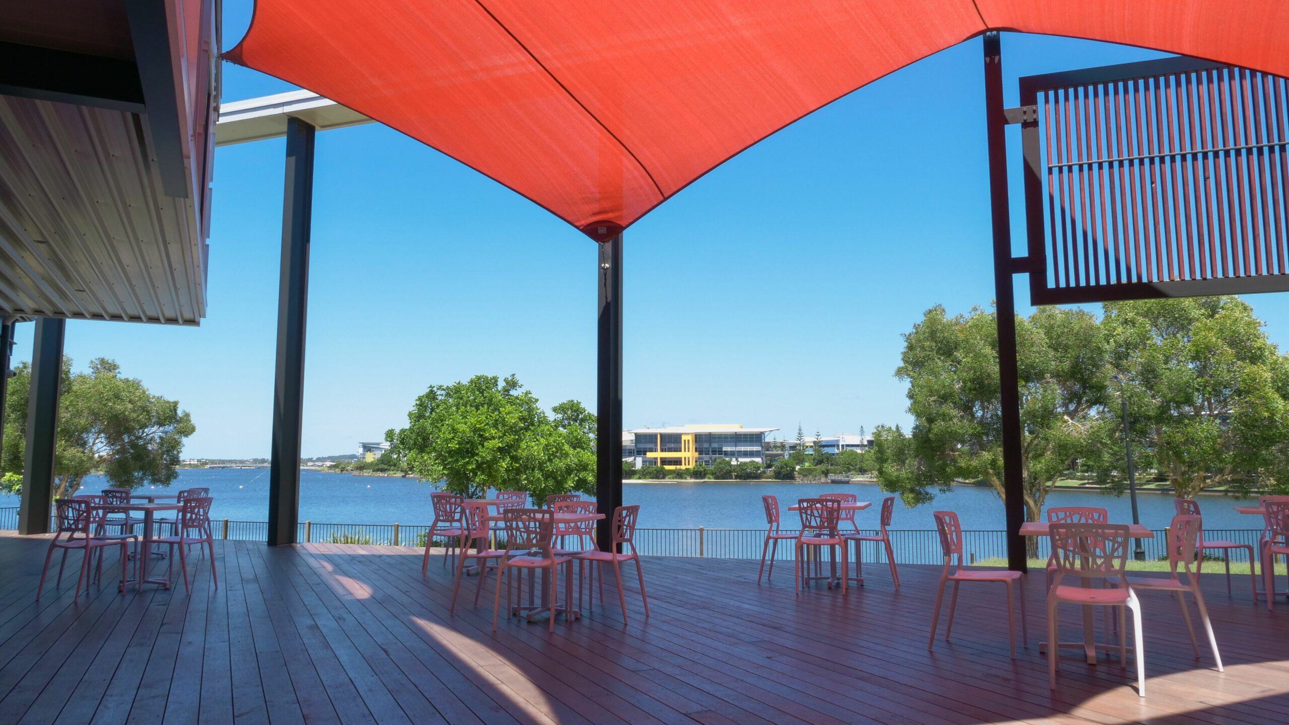 Lake Kawana Accommodation