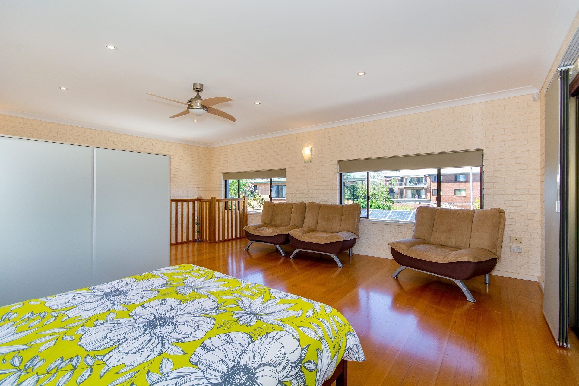 Magical Holiday Home - Welsby Pde, Bongaree