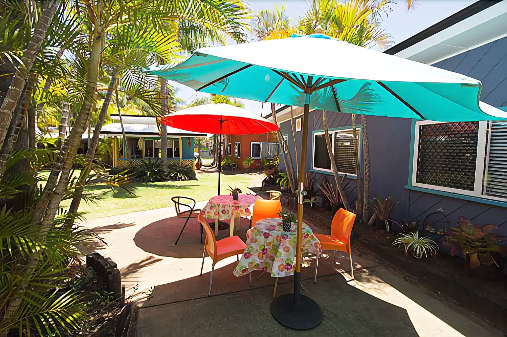 Bargara Gardens Motel & Holiday Villas