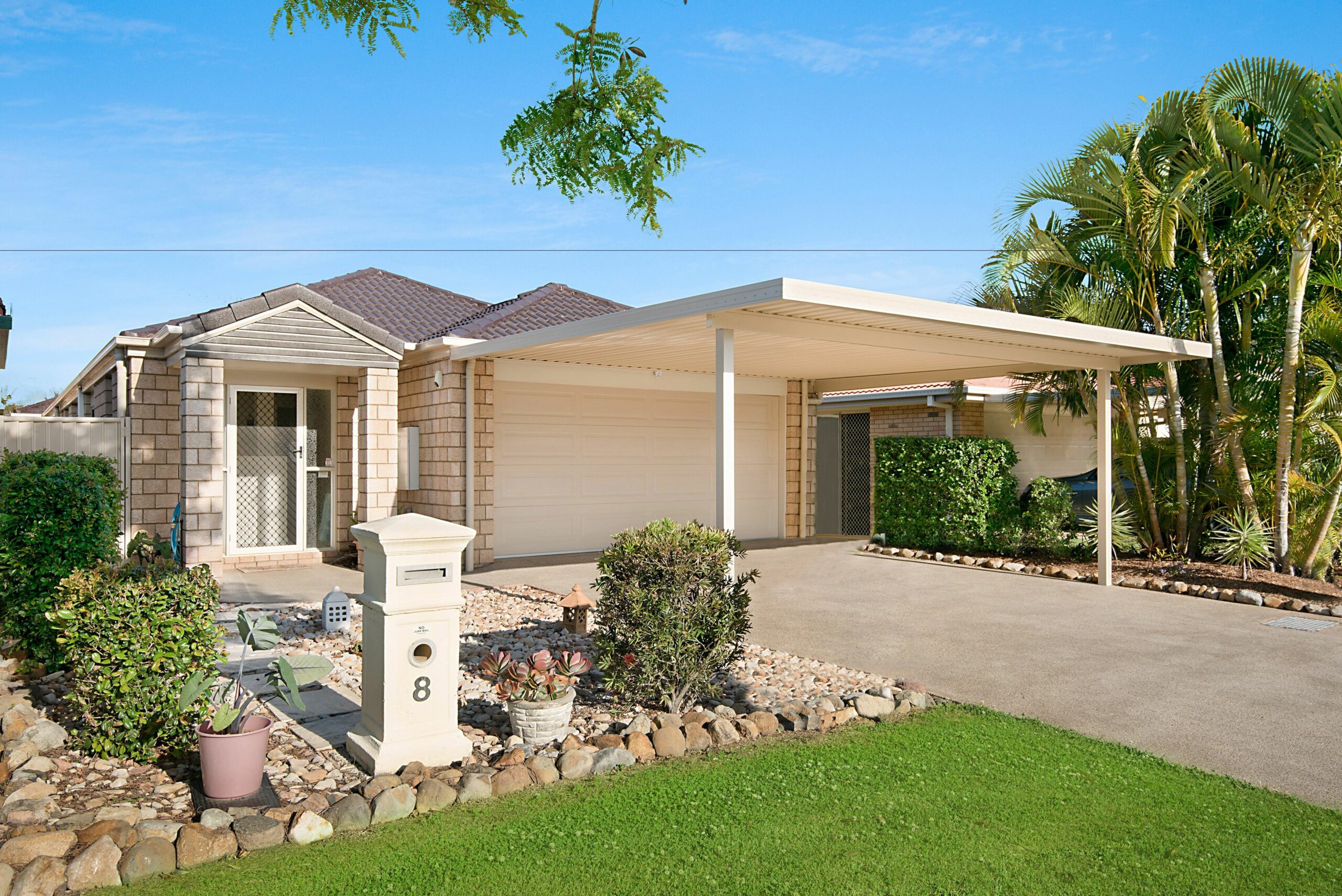 Central Redcliffe Holiday House