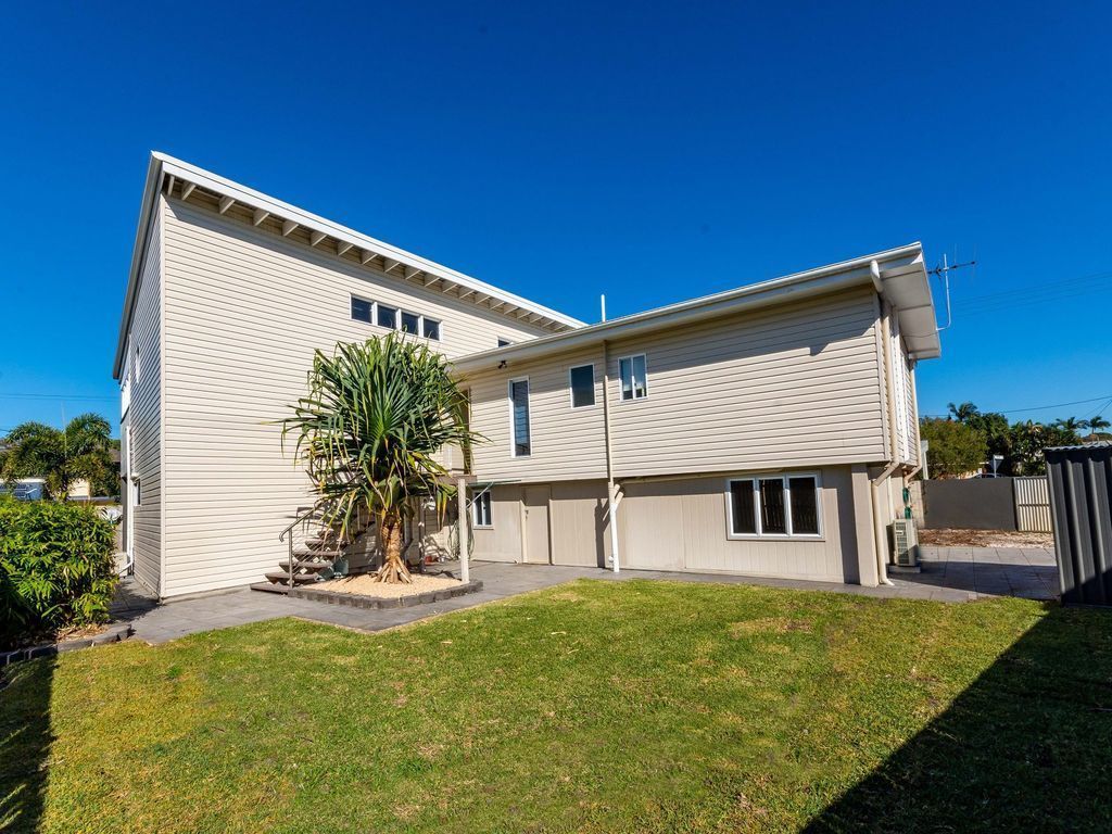 Bribie Beauty, Perfect for a Family Holiday, Elkhorn Ave, Bellara