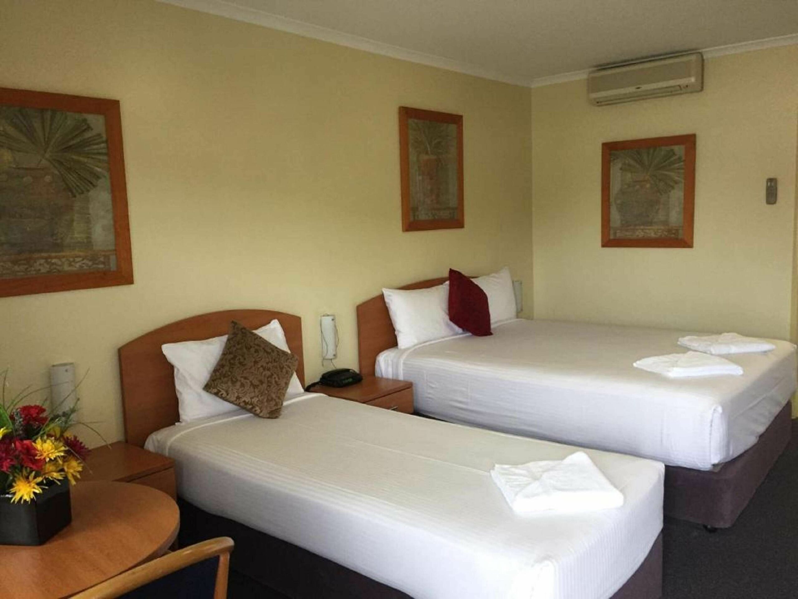 SureStay Hotel by Best Western Karinga Motel