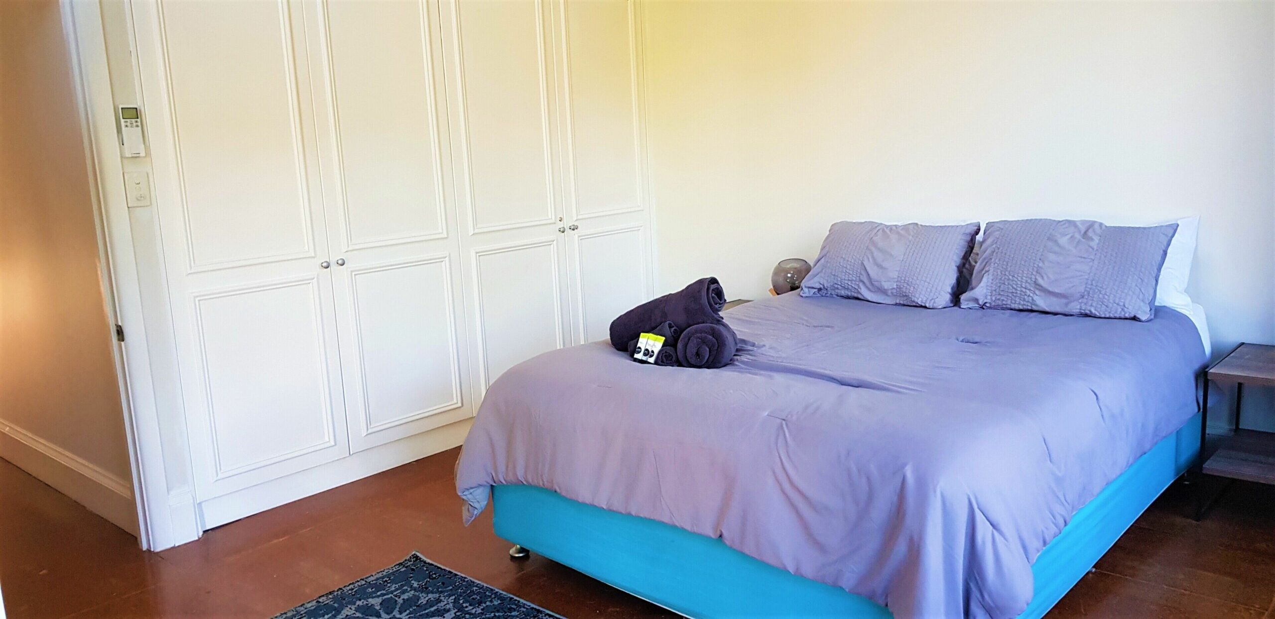 Whitsunday's Hideaway Lodge Pet Friendly Like a Treehouse