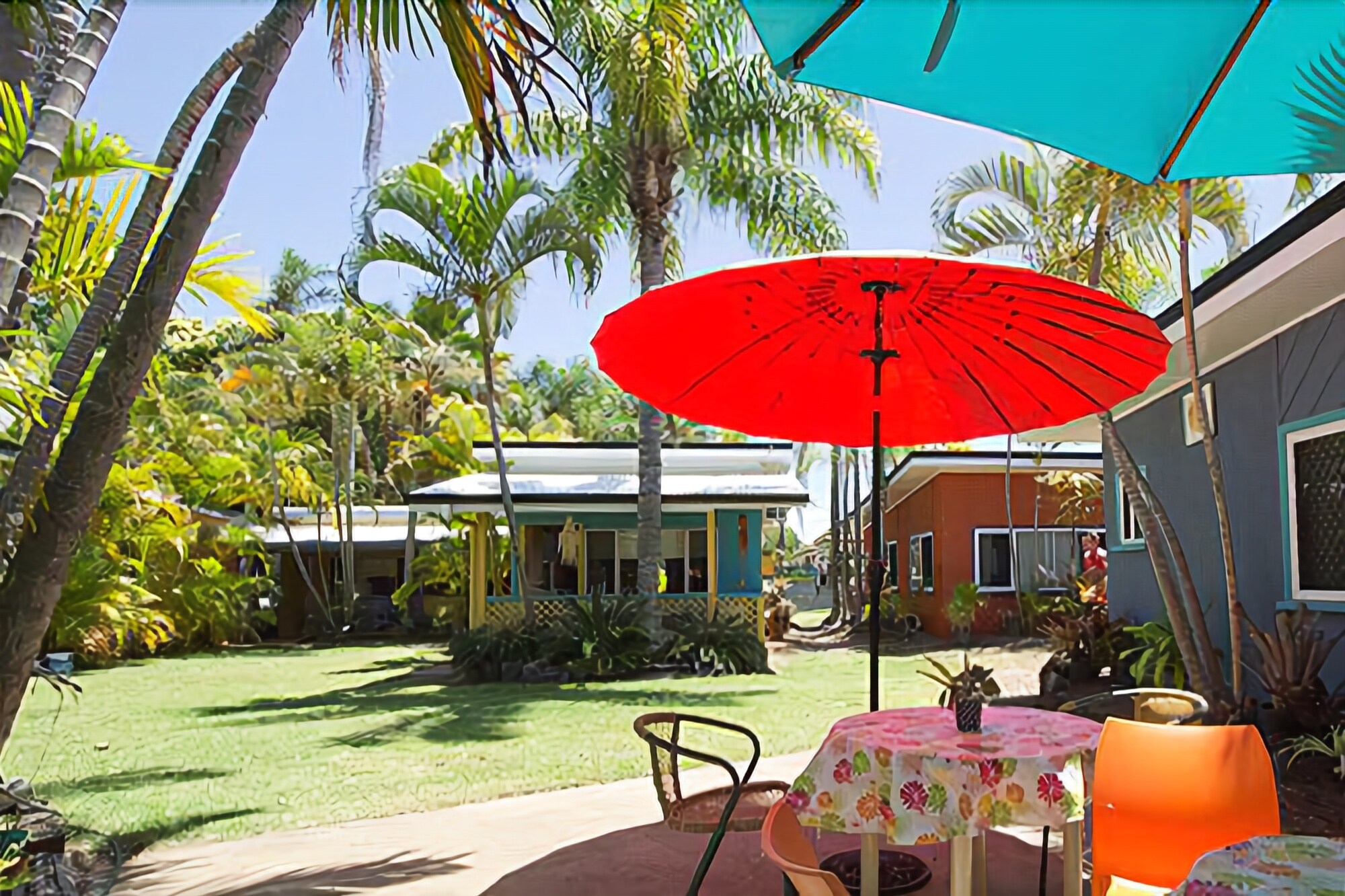 Bargara Gardens Motel & Holiday Villas