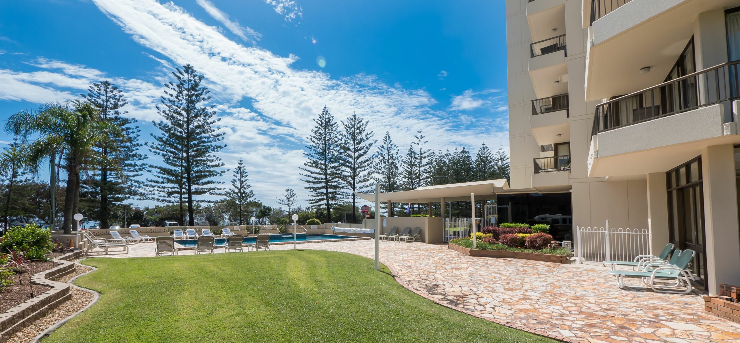 Southern Cross Beachfront Holiday Apartments