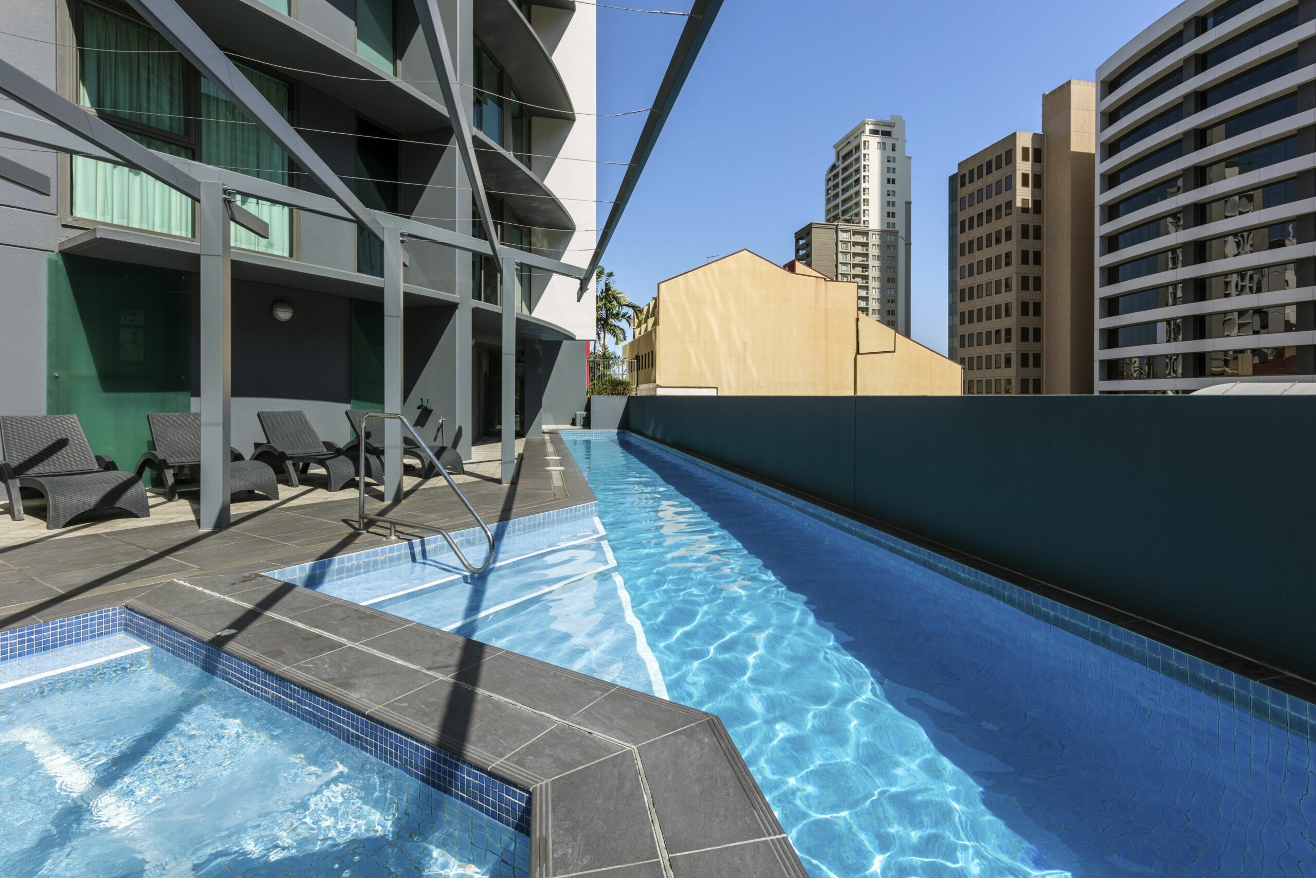 Oaks Brisbane on Felix Suites