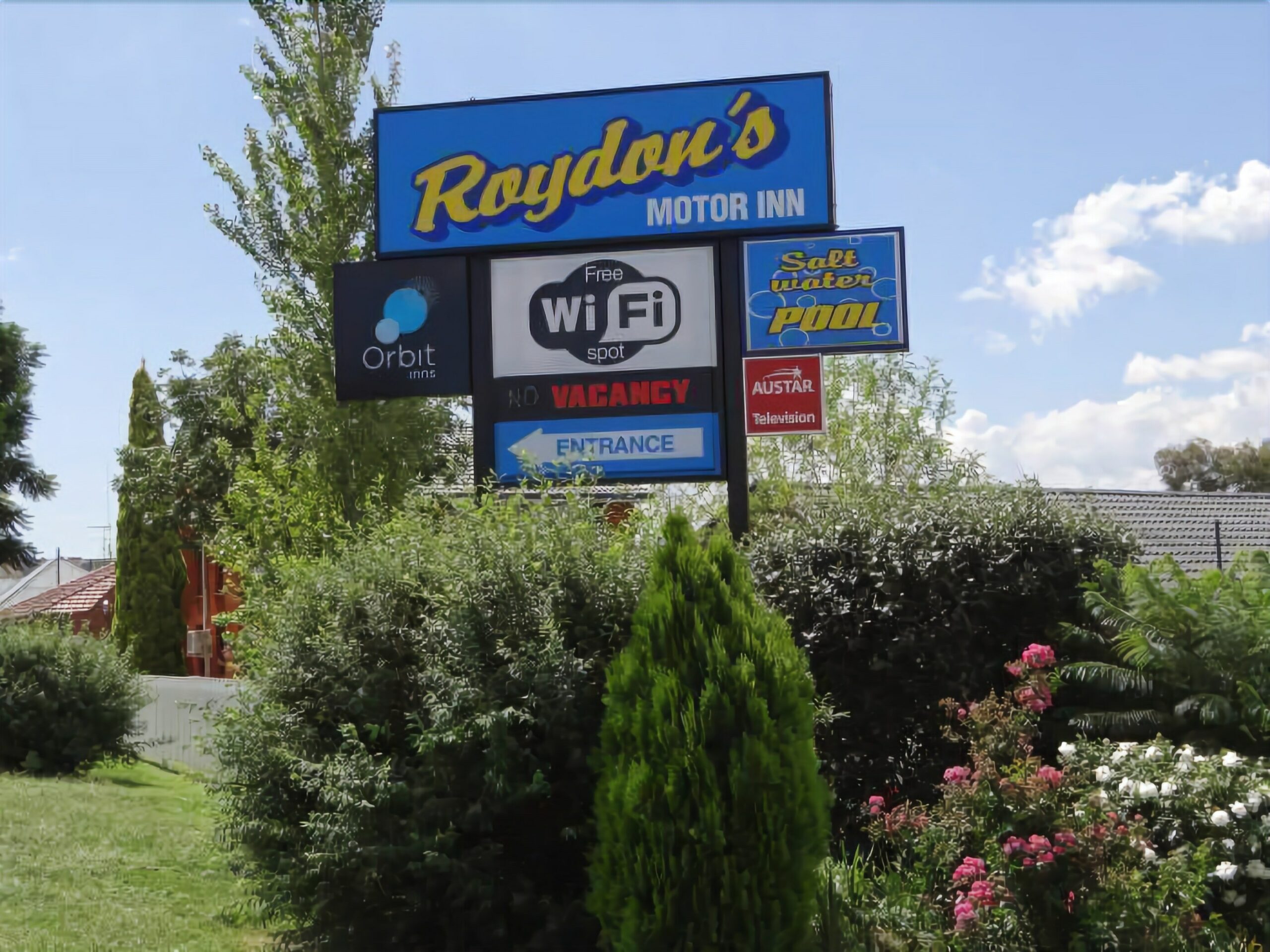 Roydons Motor Inn