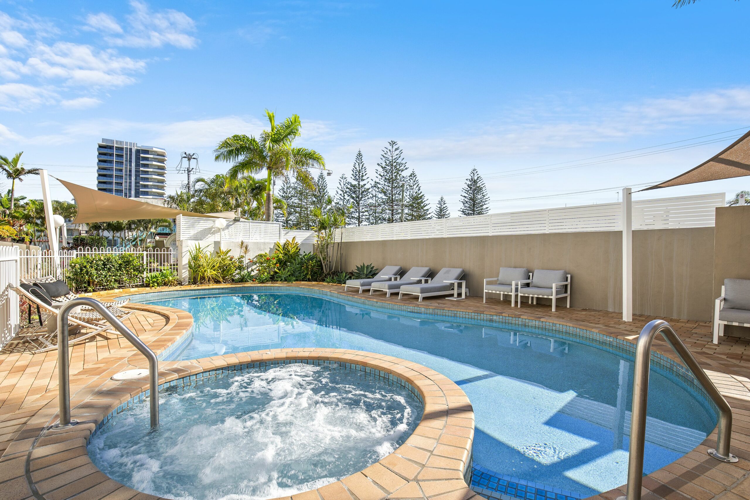 Kirra Palms Holiday Apartments